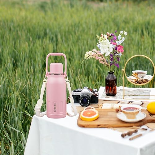 Miniatura 6 de BJPKPK Botella de agua térmica aislada con asa y tapa, botellas de agua de acero inoxidable sin BPA de 50 onzas para bebidas frías y calientes,