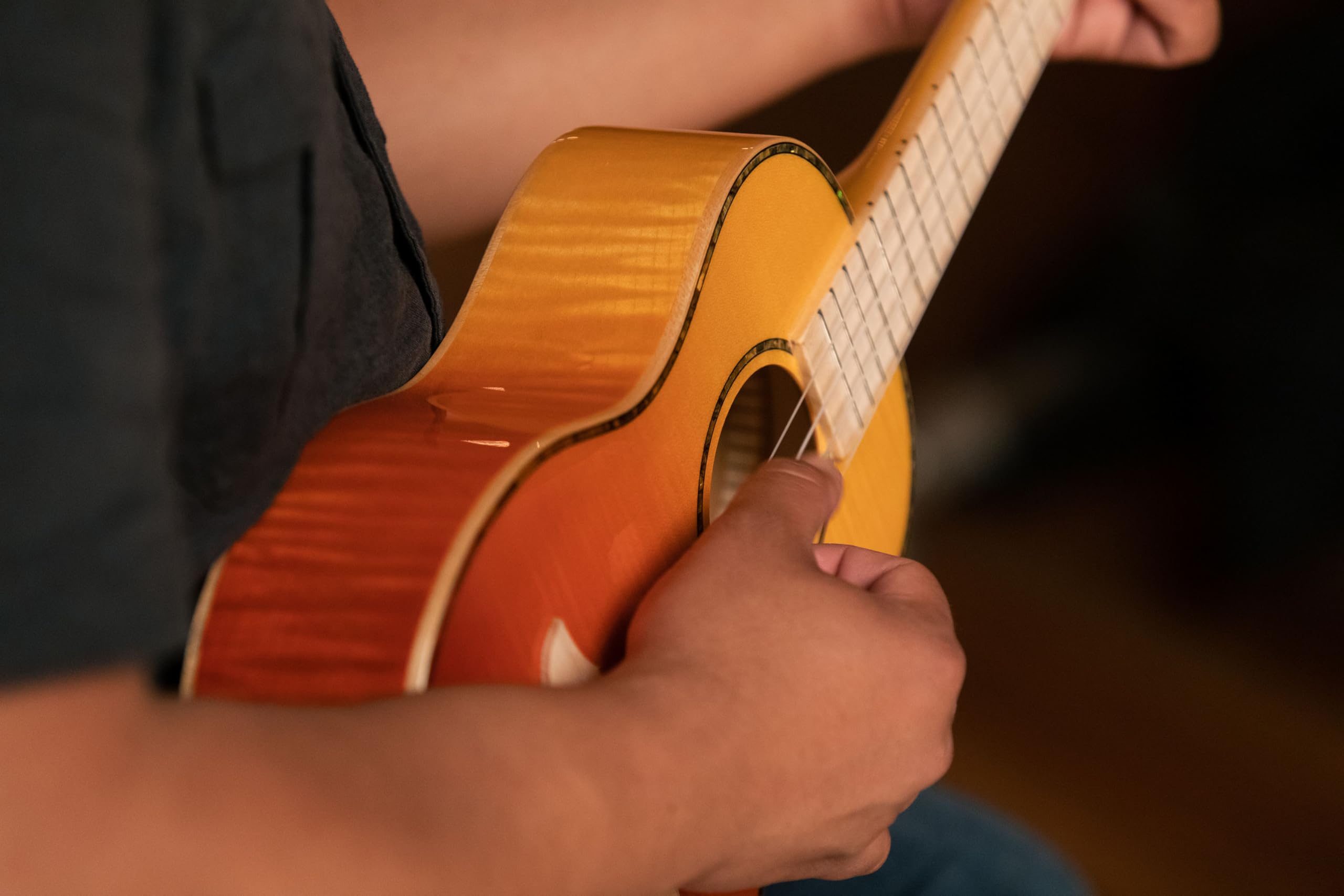 Ortega Guitars Ukulele Tenore Acustico – Prism Series – Gig Bag Inclusa – Acero, Multicoloured (RUPR-TQB)