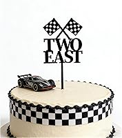 Vista 1 de Decoración para pastel de carreras rápidas, acrílico negro con temática de coche de carreras para fiesta de segundo cumpleaños/aniversario