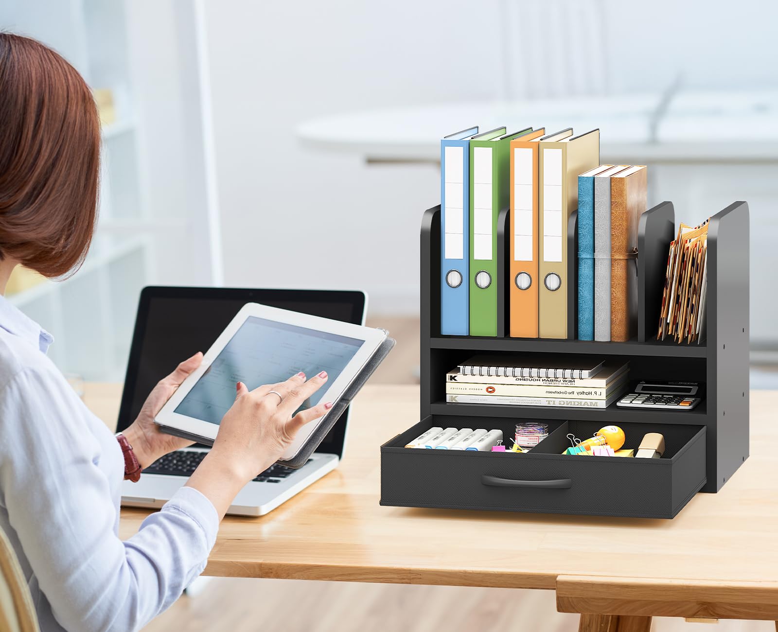 Organizer da scrivania per casa, ufficio, scuola, soluzione di archiviazione da scrivania con cornice in legno per forniture per ufficio, documenti, documenti, cartelle e cancelleria