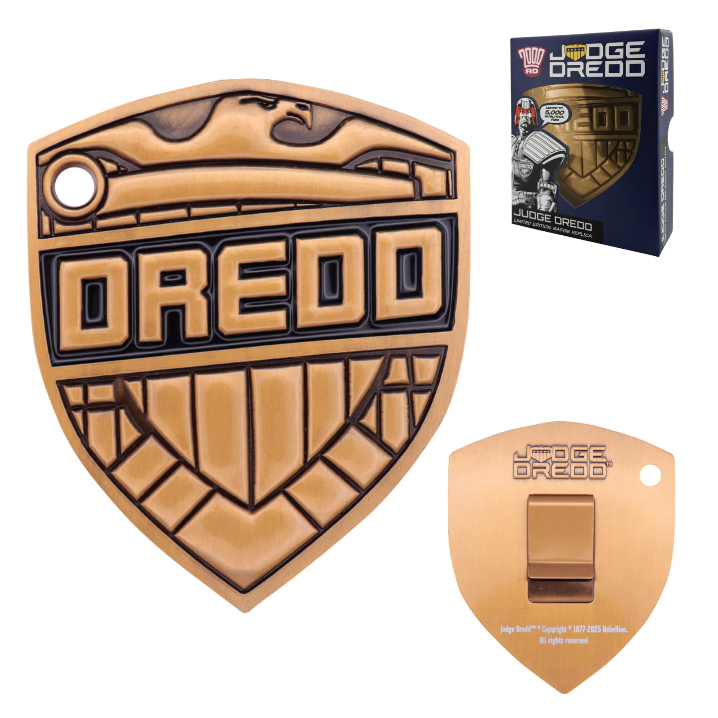 FaNaTtik 2000 AD Judge Dredd Badge Metal Replica – Limited Edition Collectible with Display Stand (5,000 worldwide)