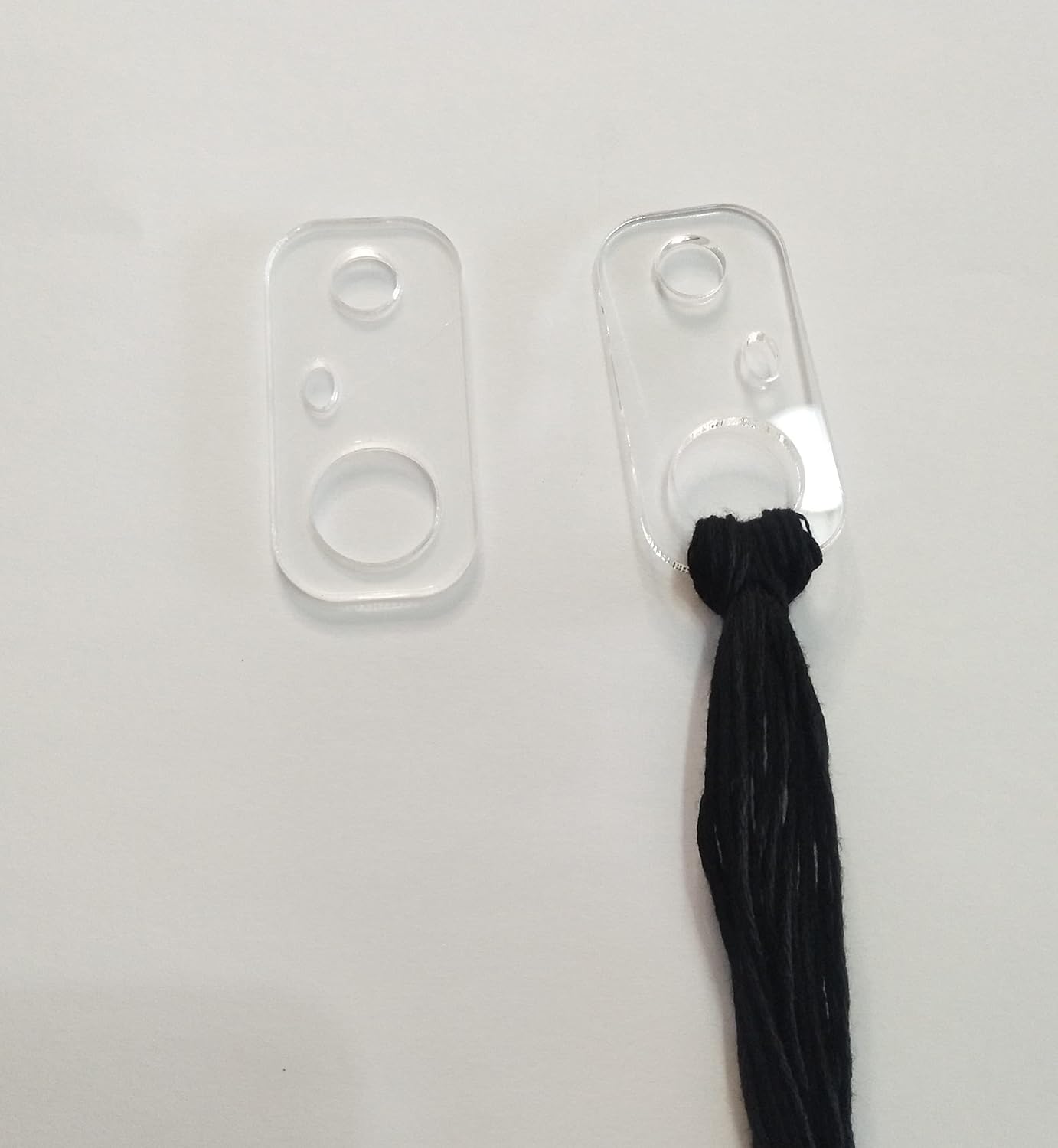 Clear Acrylic Embroidery Floss/Thread Drops,Acrylic Floss Chip Slims, Cross Stitch Tread Bobbins for Craft DIY Sewing Storage (100PCS)