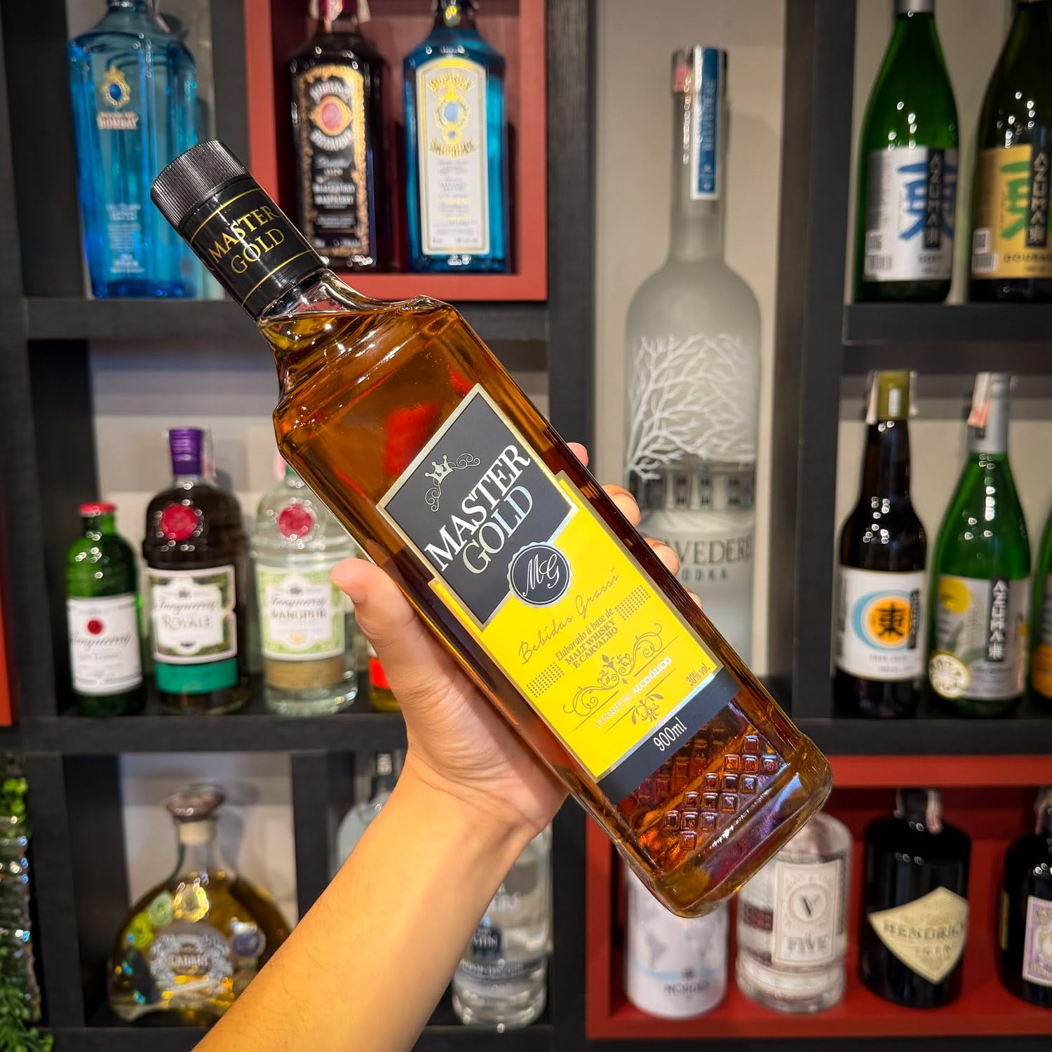 Drink Master ゴールド✕３個新品 Coquetel de Malt Whisky Master Gold 900ml | Amazon.com.br