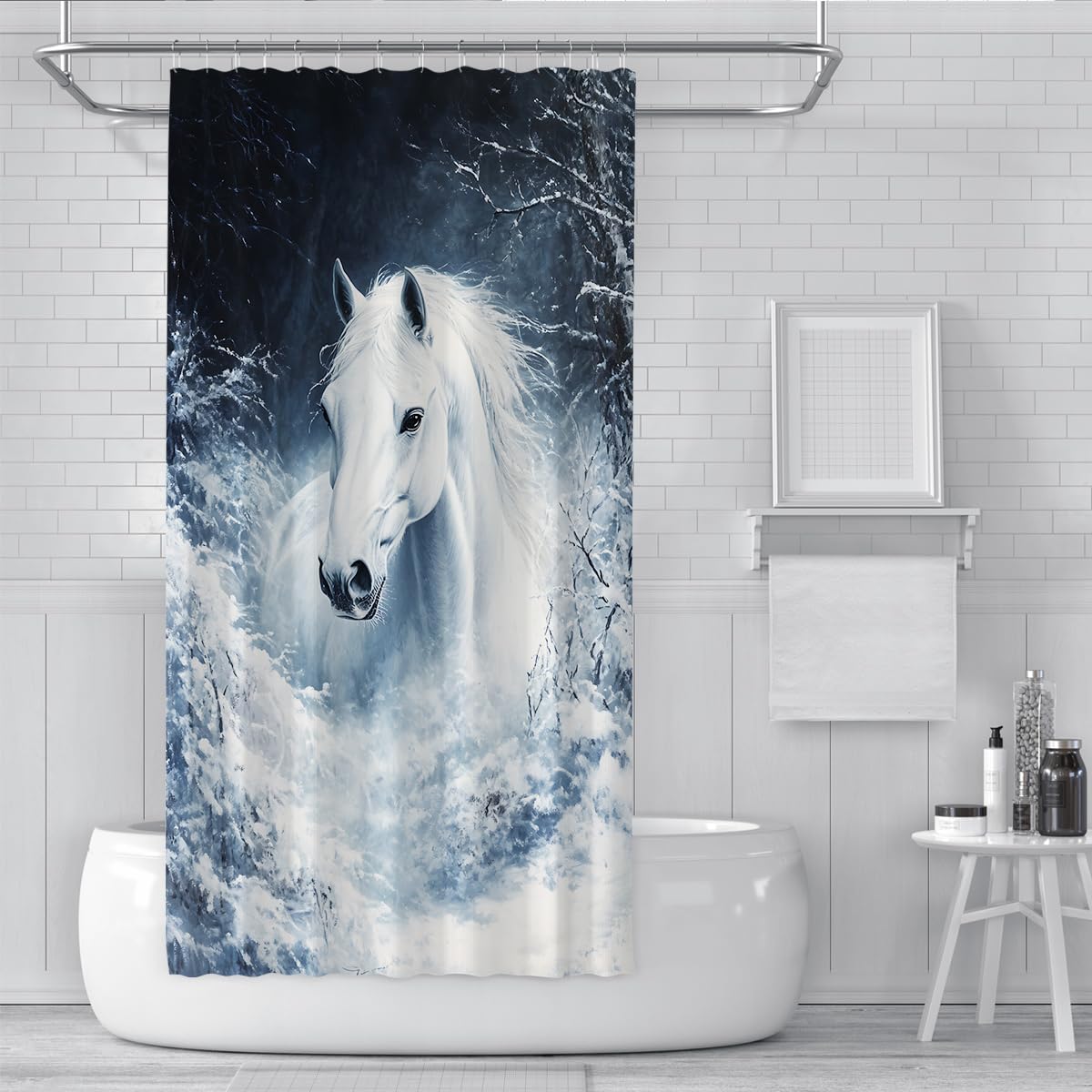 Rideau Douche en Forme Cheval Blanc Rideaux Bain pour la Faune Sauvage d’Hiver Rideau Douche Salle Bain Nature Bleu avec Crochets Décoration intérieure en Polyester étanche W120xL200 cm