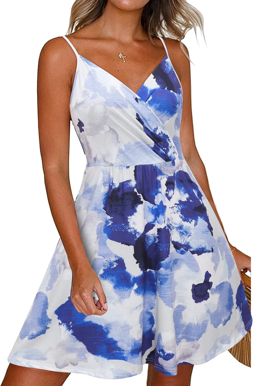 Newshows Women's Summer Dress 2025 Spaghetti Strap Sleeveless V Neck Casual Swing Sundress with Pockets