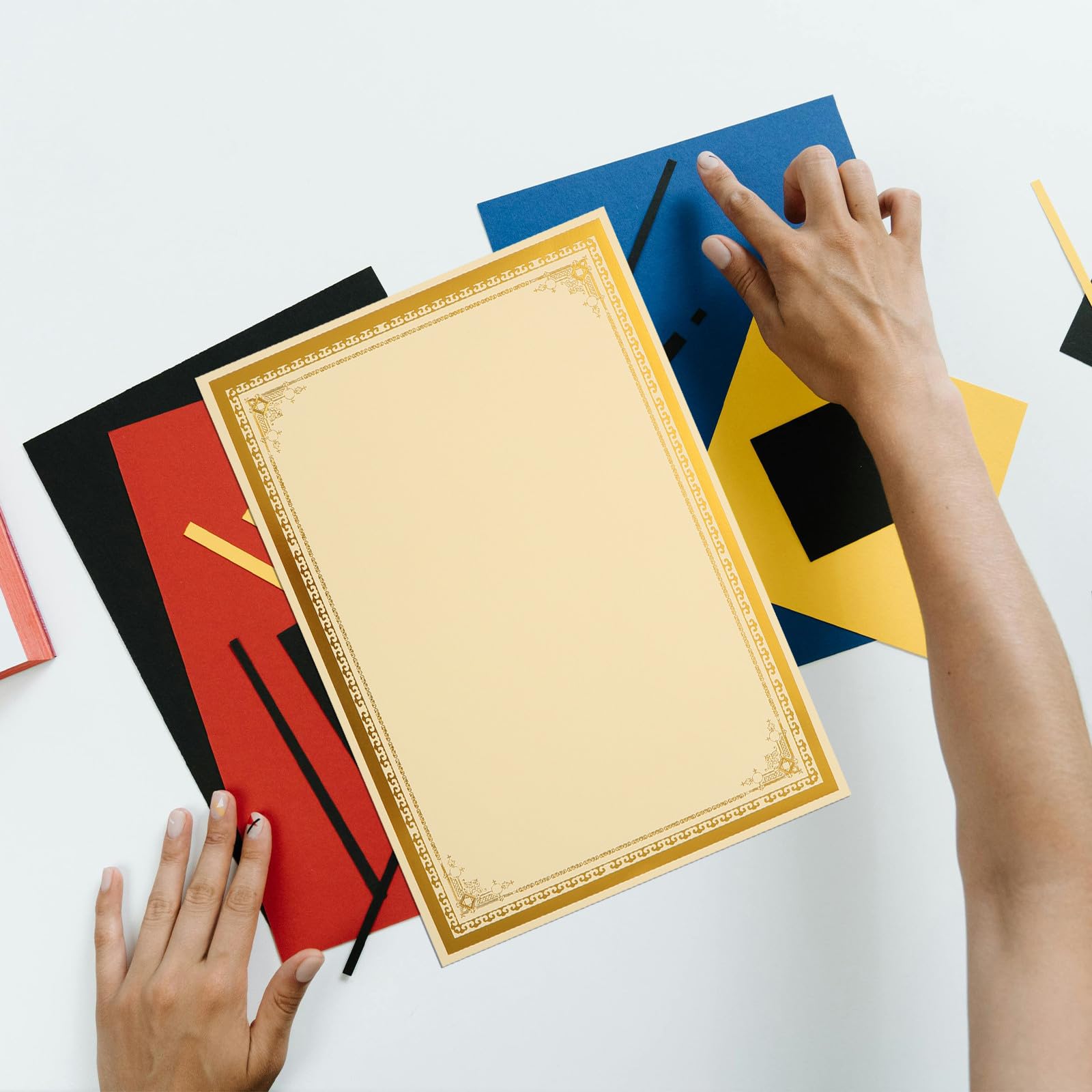 Carta Pergamena per Diplomi e Certificati 30 Fogli Bianco A4 250 Foglia Oro Compatibile Stampanti a Getto d'Inchiostro per Cerimonie e Scolastico