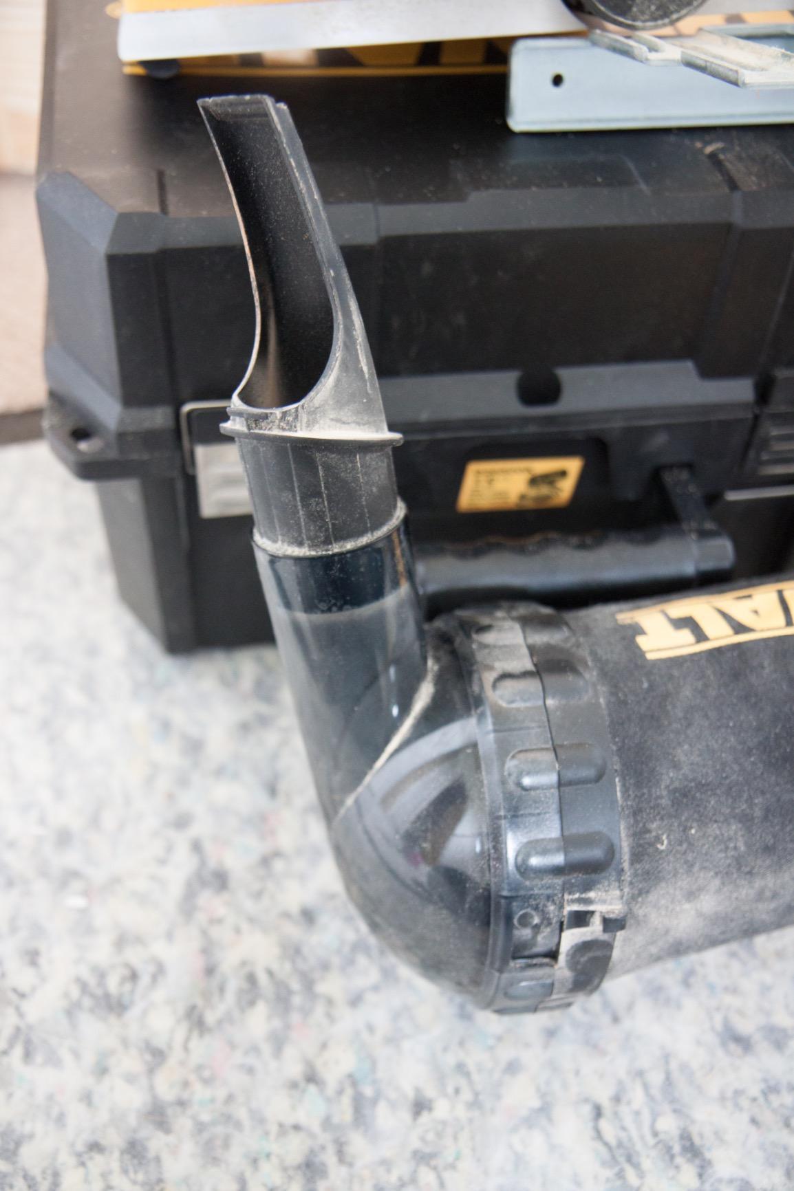 Rabot 1050W 4mm - coffret - D26500K - Dewalt | IFD Outillage