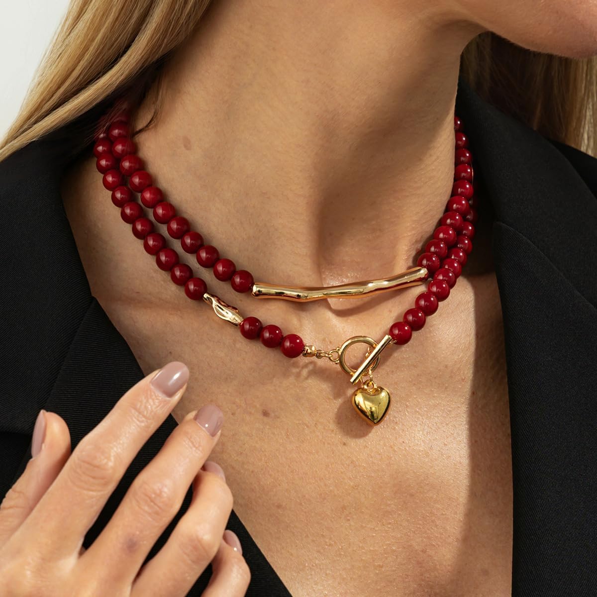 Gold Heart Pendant Necklace for Women Vintage Double Acrylic Red Bead Choker Fashion Accessories Jewelry