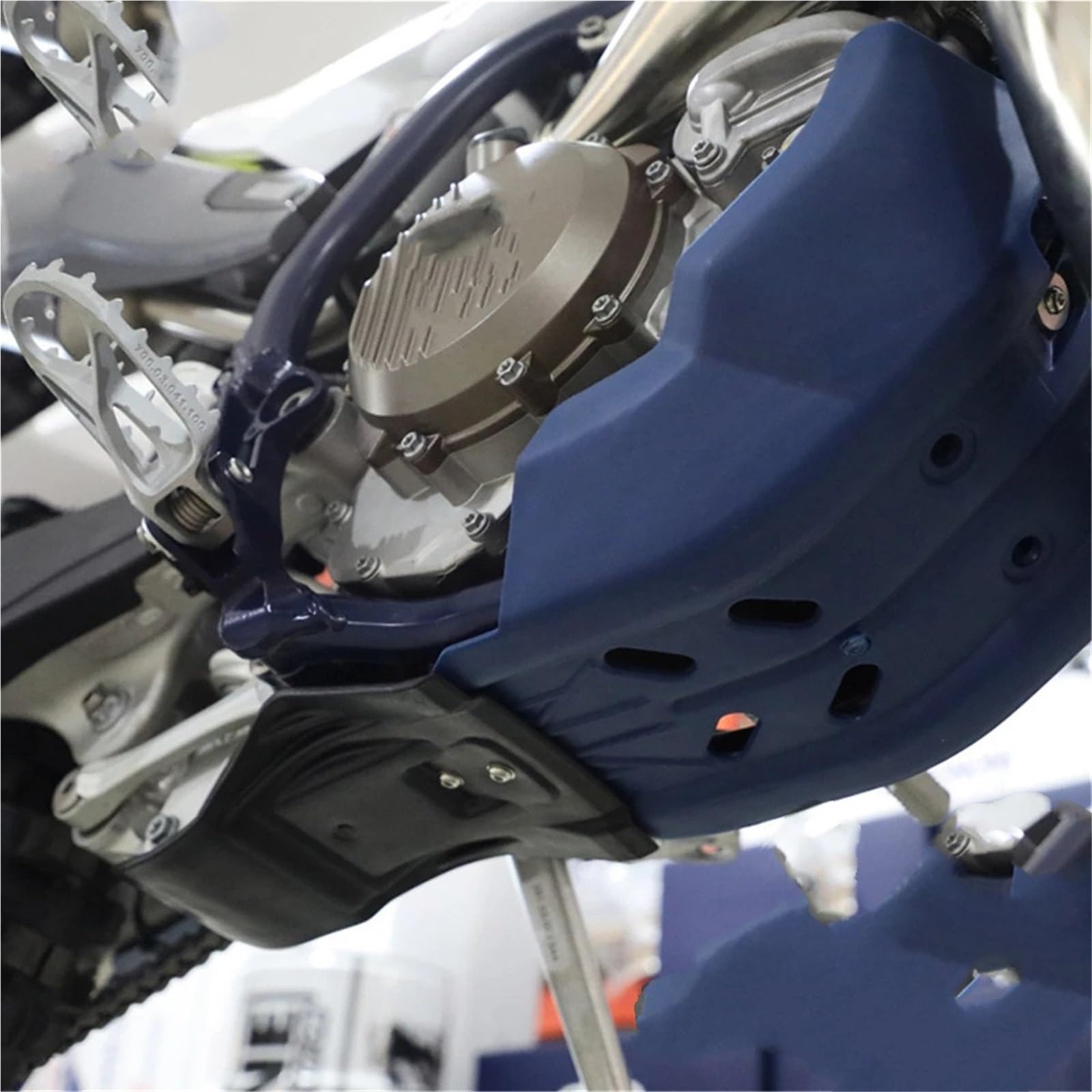 Motociclette coperture e protezioni dischi Adatto per K-TM E-XC XCF SXF 250 350 per HUSQVARNA TE TC FE FC 2016–2023 Protezione del telaio motore Piastra paramotore(4T Orange)
