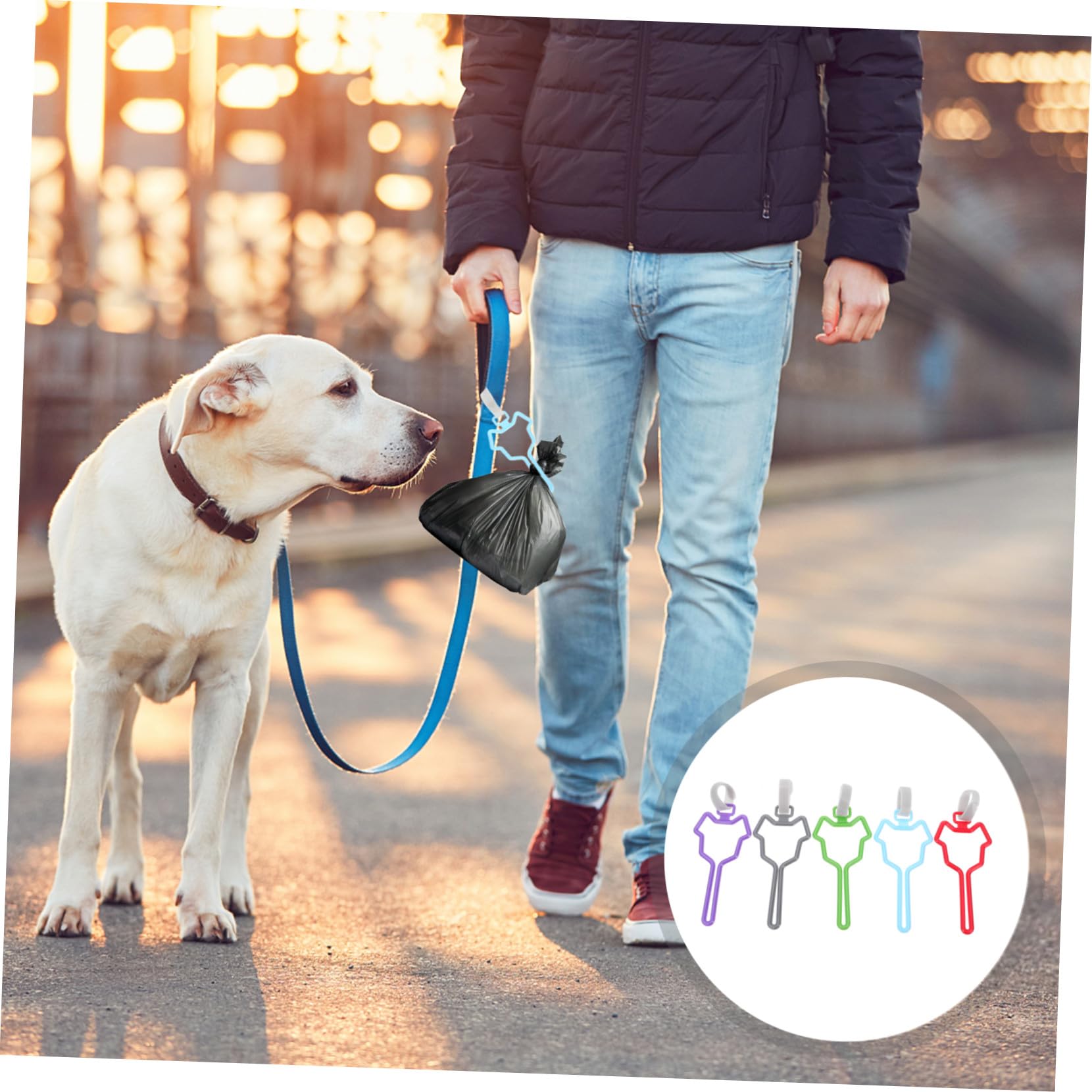 Gatuida 5 pièces Support de Sacs à Déjections Canines Sans Utilisation des Mains Lot de Pinces Légères pour Laisse de Chien Distributeur et Facile à Utiliser Couleurs Assorties Rouge Bleu