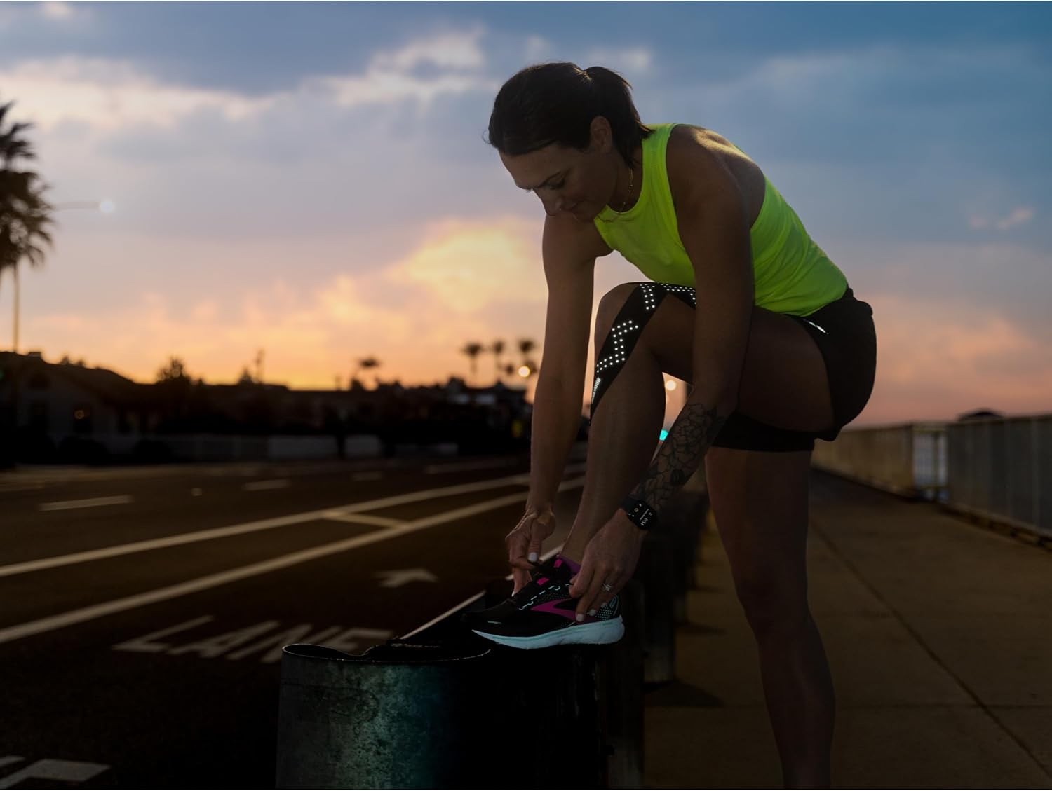RockTape RockFlash Reflective Kinesiology Tape, Sport-Optimized