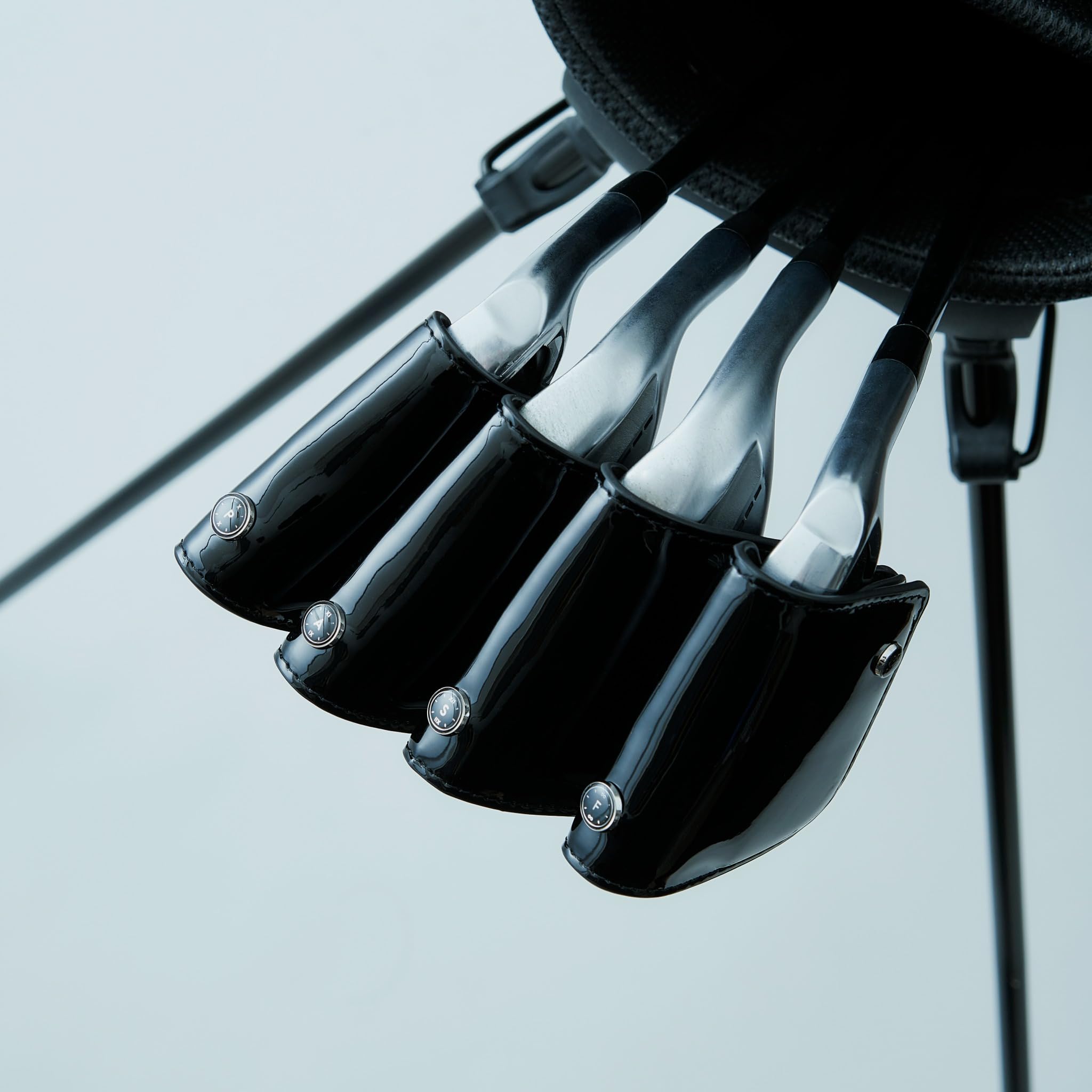 Amazon.co.jp: YLOEV ワイローブ アイアンカバーセット ウォレット型