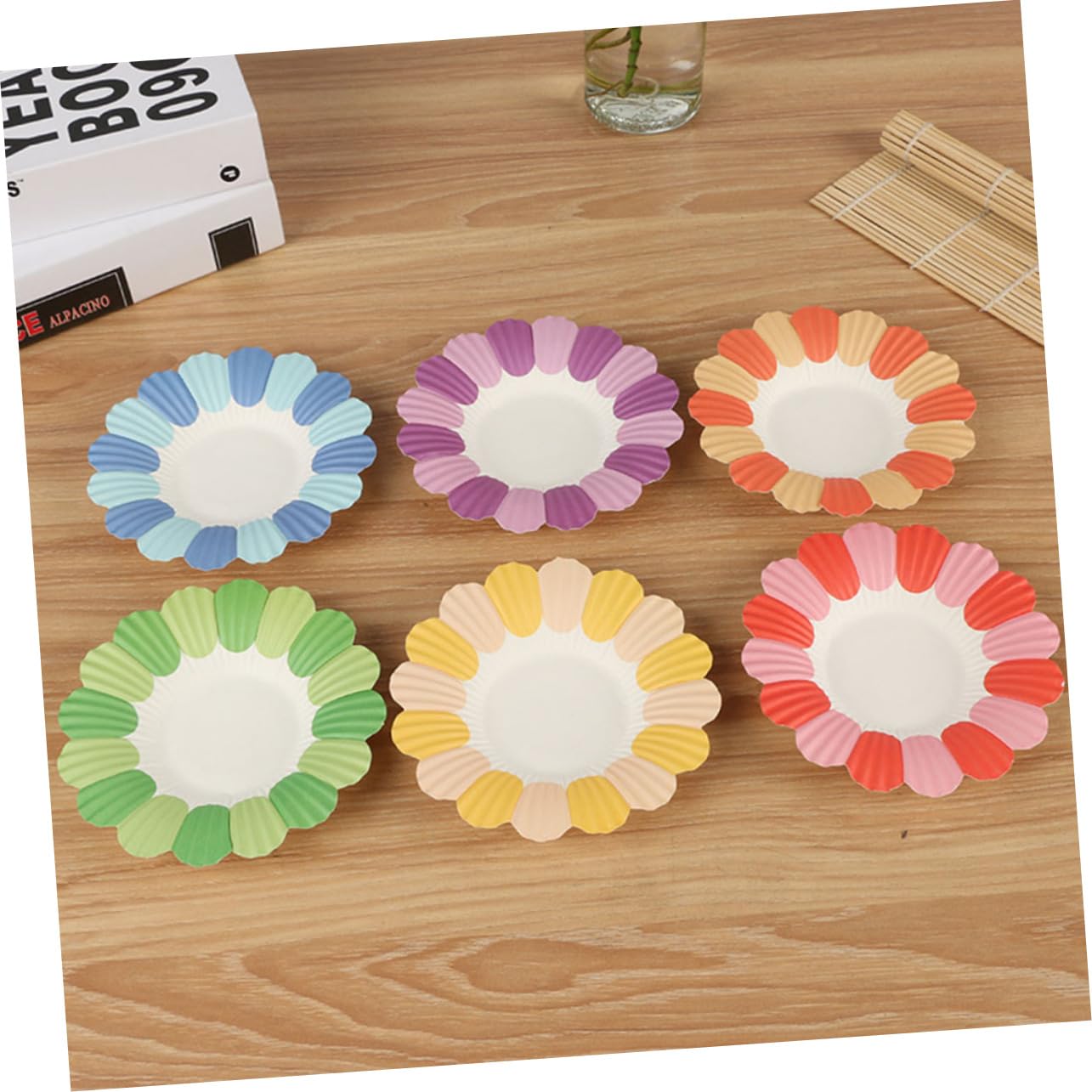 Amosfun 2 Set Piatti Di Carta A Forma Di Fiore Piatti Quadrati Per Feste E Posate Palloncini Luminosi Di Servizio Stoviglie Decorazioni Bomboniere Verdi 100 pezzi*2