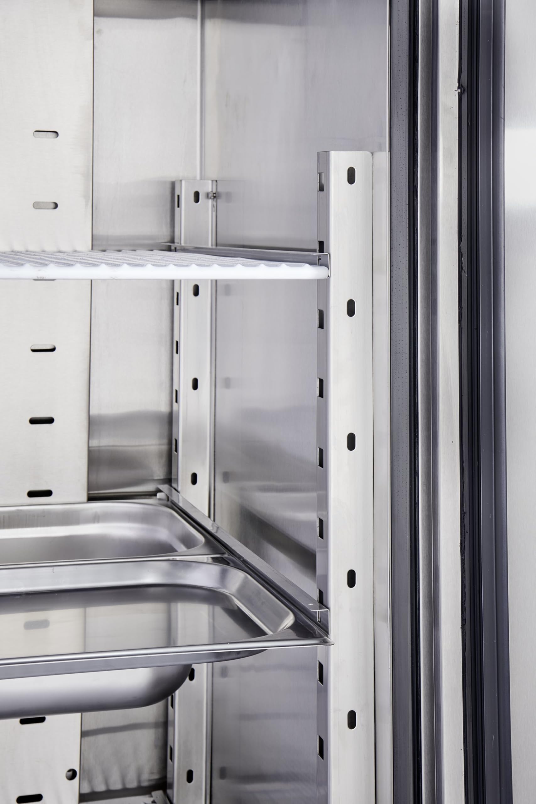 METRO Professional Armoire réfrigérée négative GFR2700, inox, 455 L, 600 W, avec serrure, argenté