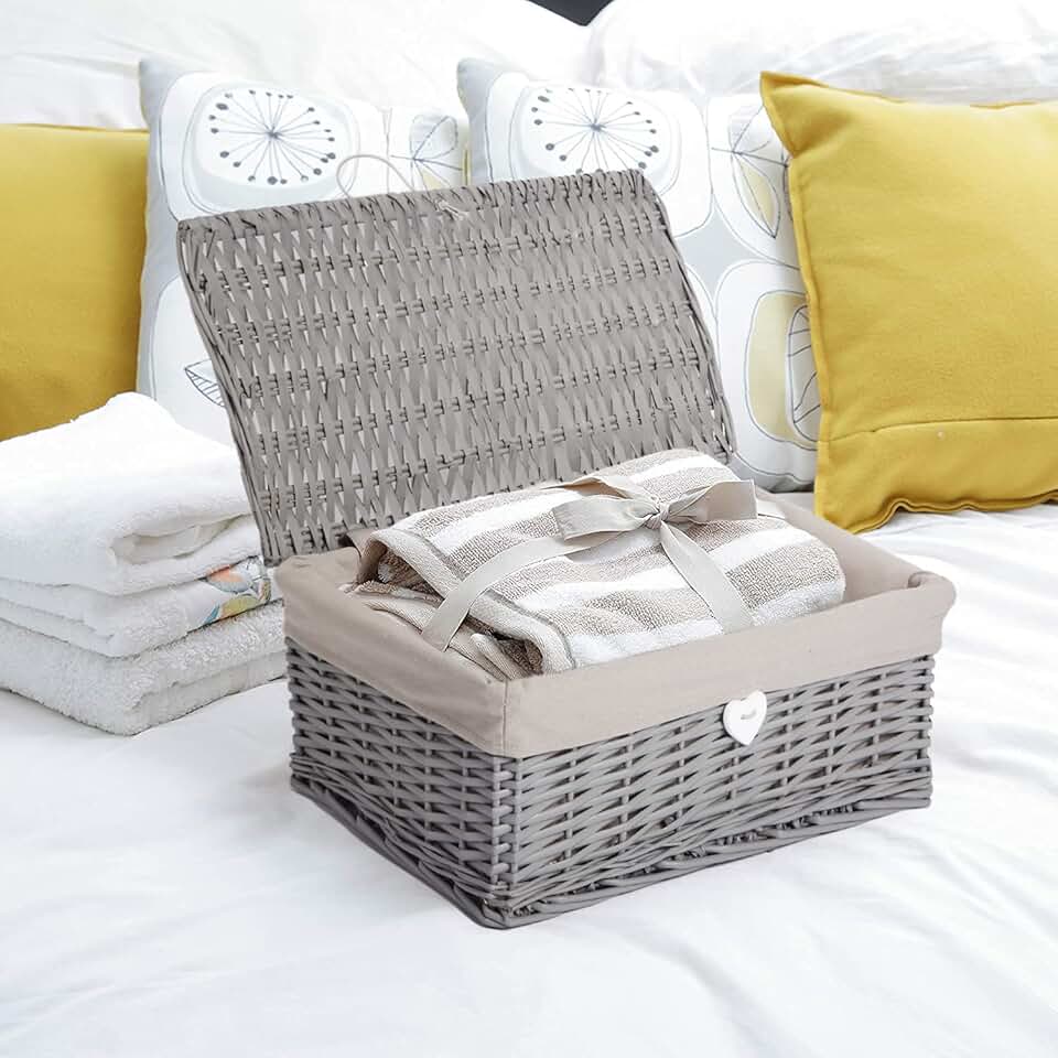 Amazon.co.uk wicker storage baskets with lids
