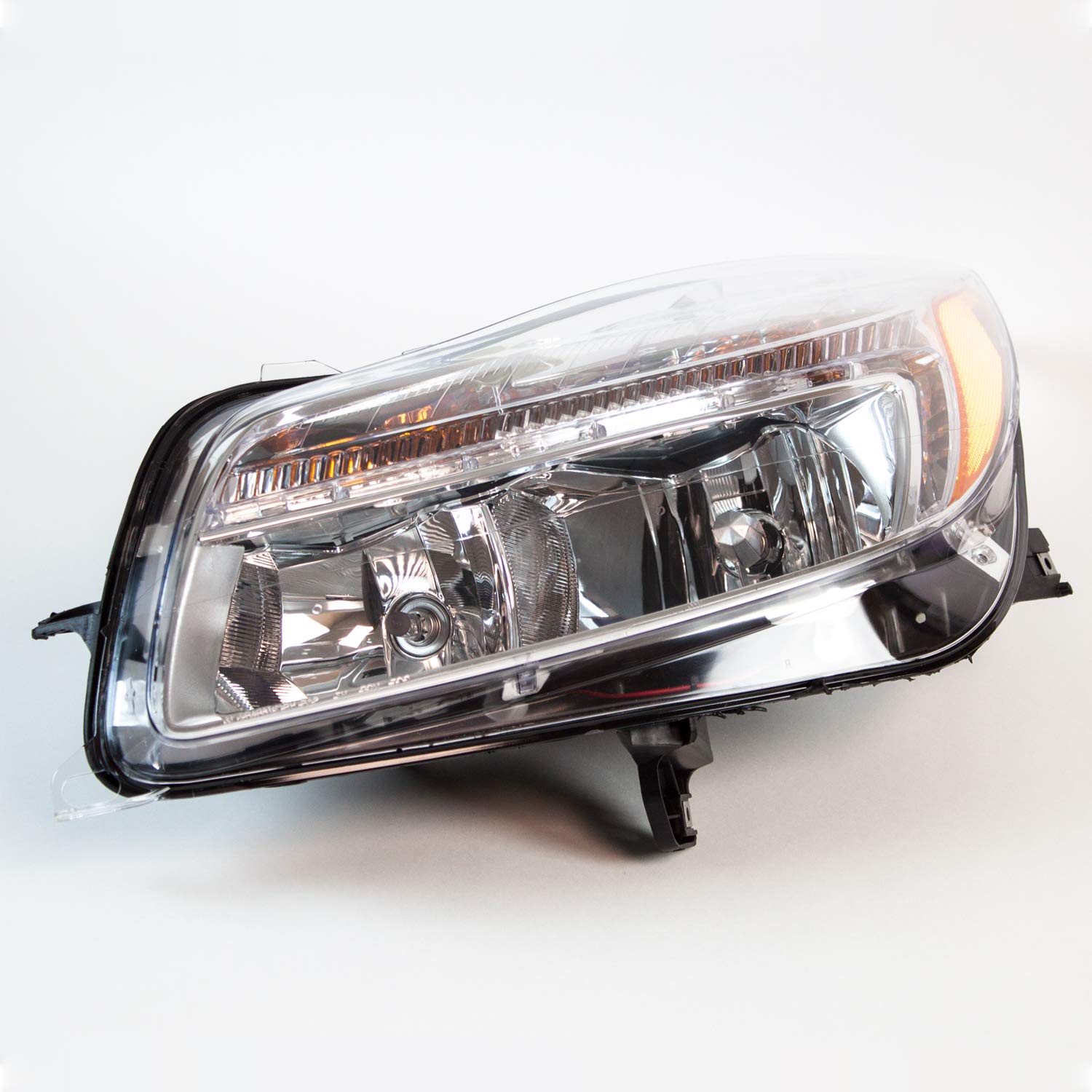 Faro Delantero Izquierdo Para Buick Regal 2014-2017 – Tipo Halógeno/LED Con Luz Diurna, Lado Conductor – Marca Yellowspeed