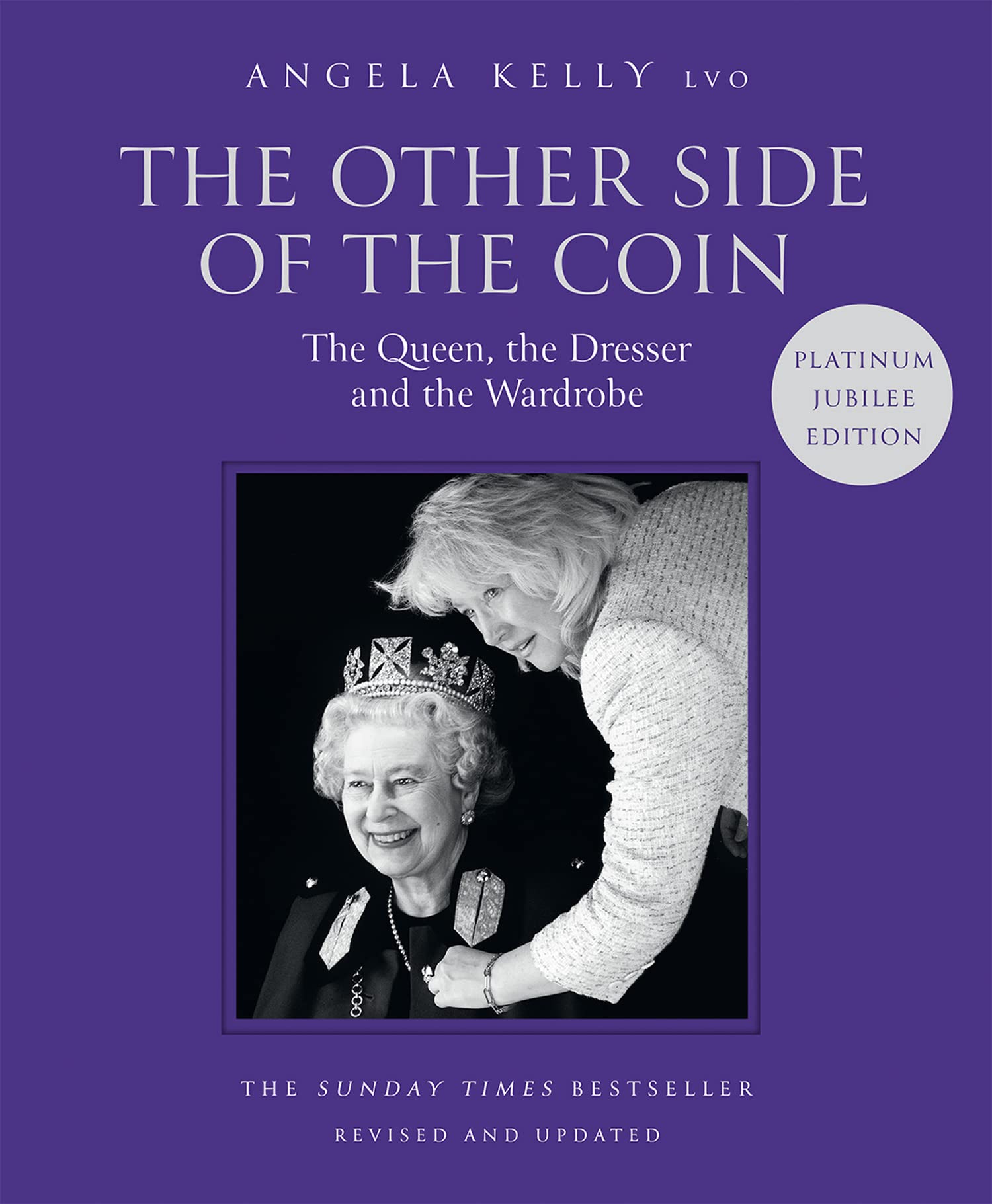 The Queen, the Dresser and the Wardrobe biographie royale anglais