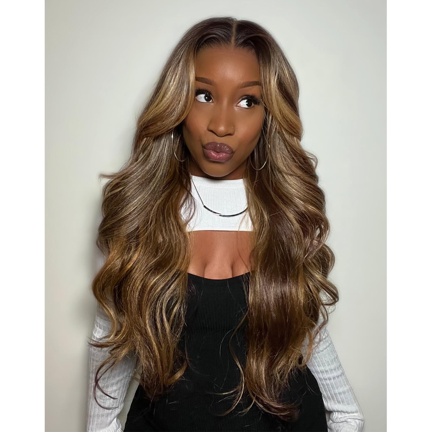 SOMIARIK 13x4 Light Brown Long Wavy Lace Front Wigs Highlight Brown with Dark Roots Balayage Wig Party Date Daily Wear Natural Looking 26 Inch - Image 2