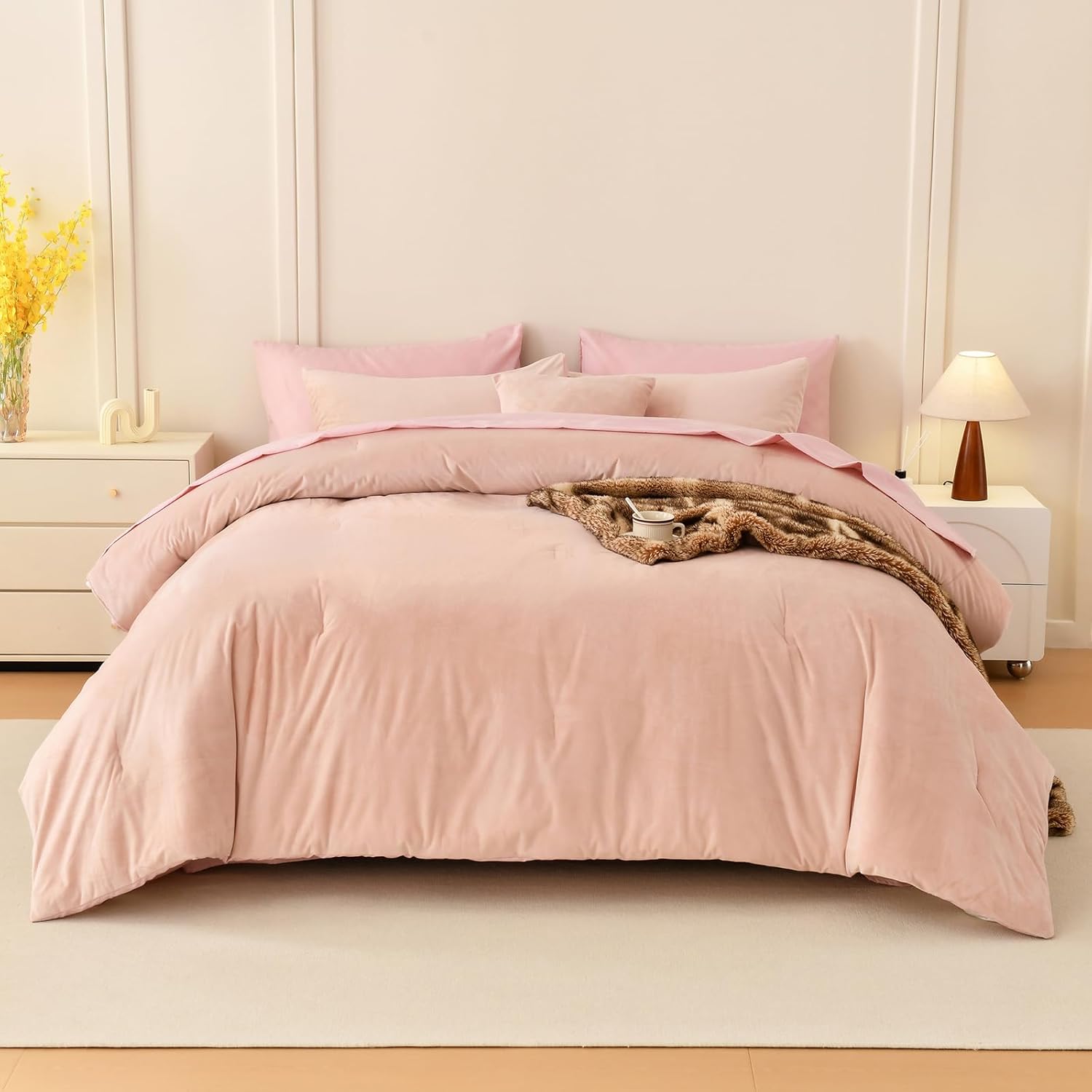 Merryword Pink Velvet Comforter Set Bed in A Bag 8 Pcs Queen Size Solid Blush Bedding Comforter Set Soft Plush Shaggy Warm Flannel Quilt Blanket Women Girls Light Pink