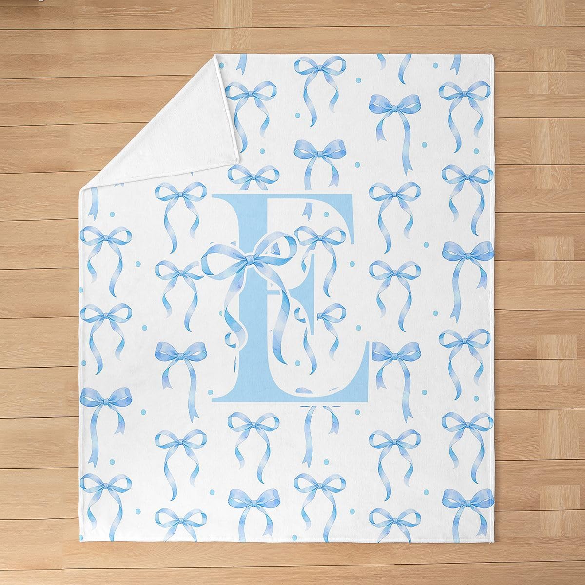 Feelyou Girls Blue Bow Flannel Blanket Plush Fuzzy Letter 'C' Print Fleece Throw Blanket for Girls Elegant Girly Plush Sofa Throw Coquette Aesthetic Baby 30"x40" for Bed Couch Chair Living Room