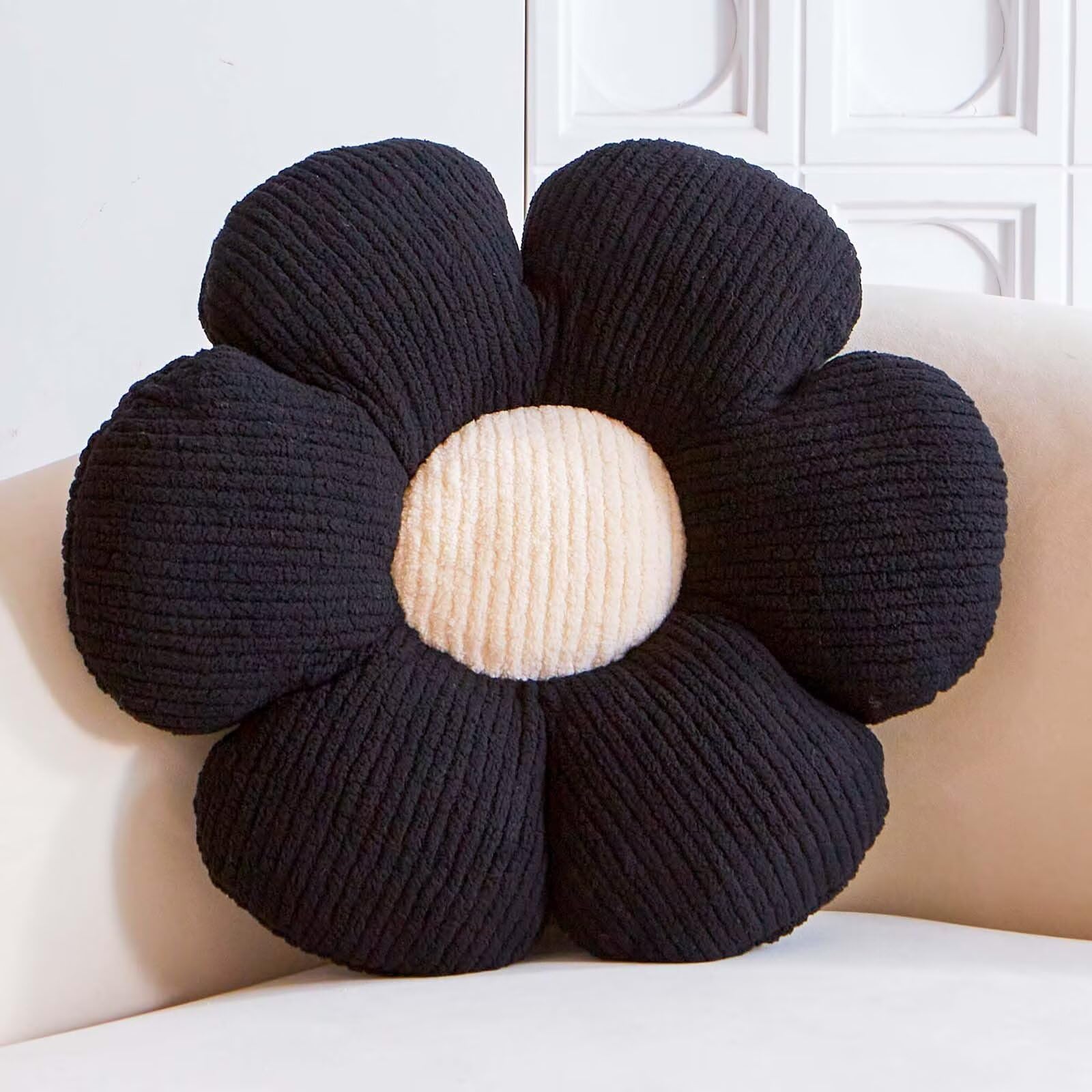 VBGYA Black Flower Decorative Throw Pillows, Cute Daisy Shaped Plush Pillow, Soft 14.9" Floor Seat Cushion