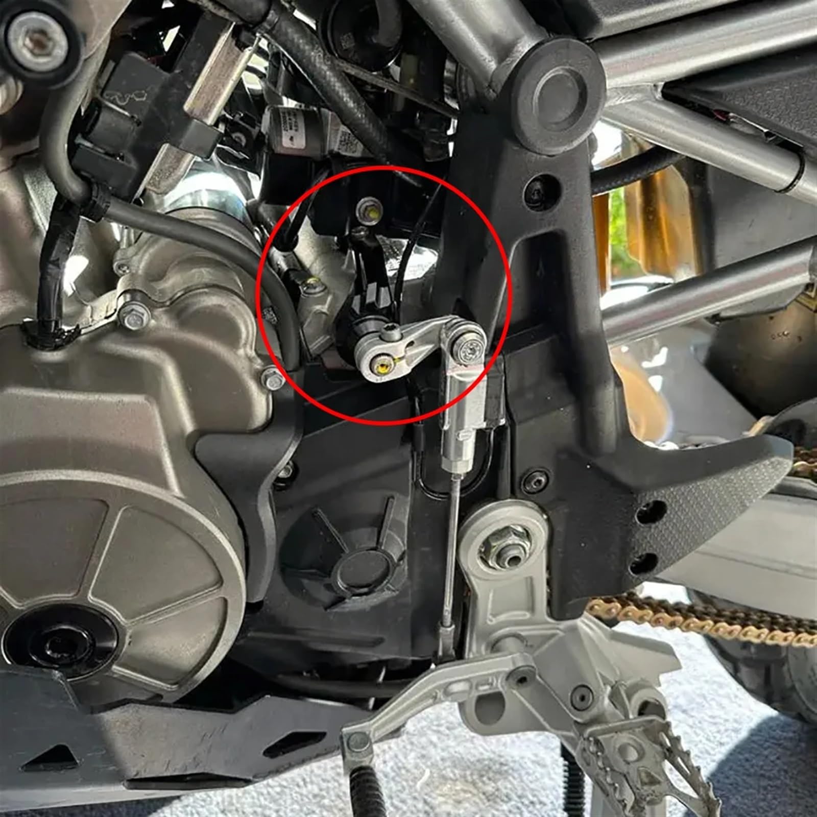Schalthebelunterstützung Schalthebel Stabilisator Unterstützung Halter Motorrad Zubehör Für Aprilia Für Tuareg 660 Für RS660 RS 660 Tuareg660 2020-2024 Hebel Halterung Für Schalthebel(Black)