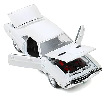 Amazon | グリーンライト 1/18 1970 ダッジ チャレンジャー R/T