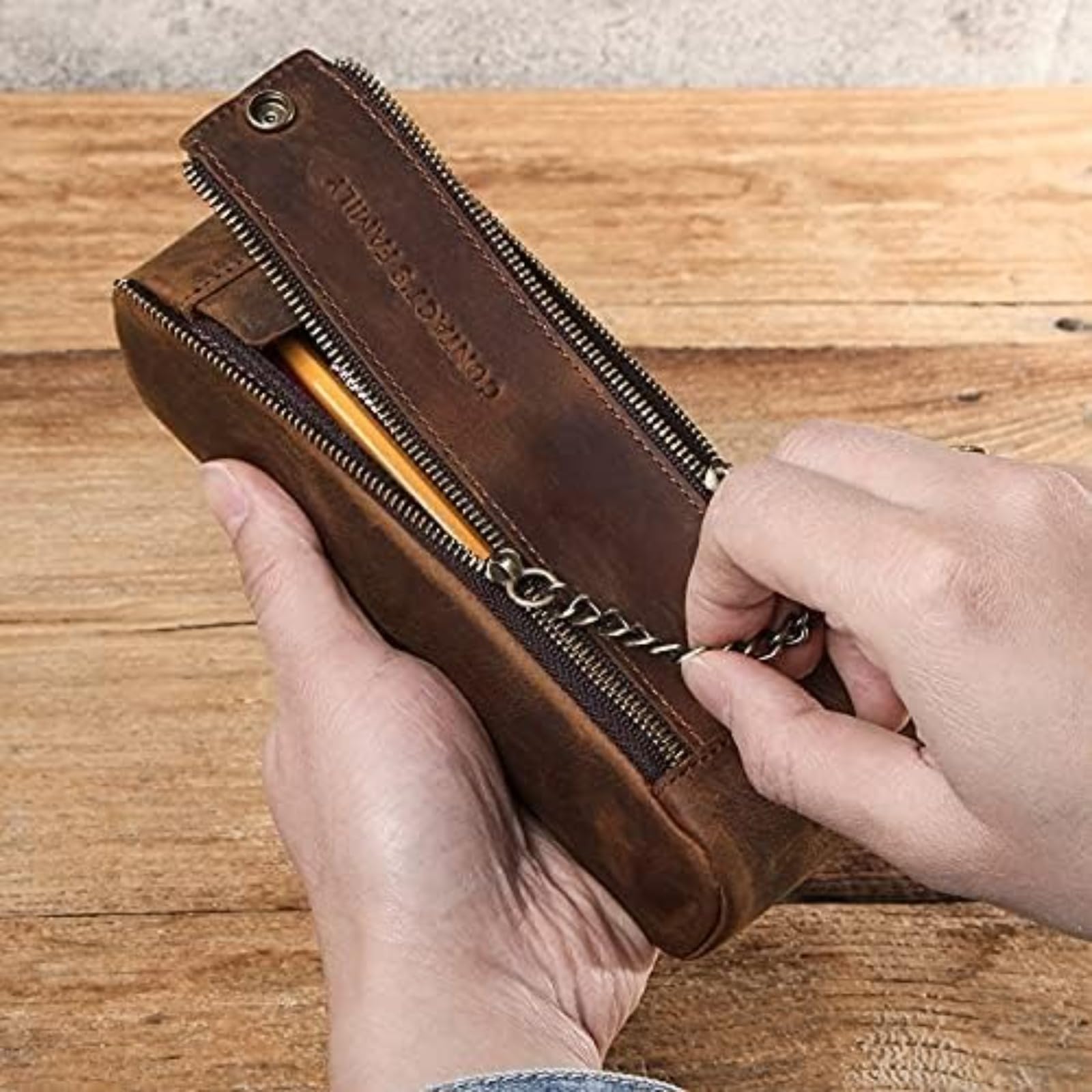 Crazy Horse, astuccio in pelle vintage, con cerniera e catena in metallo, borsa per cancelleria in vera pelle retrò, per scuola, ufficio, adulti e uomini
