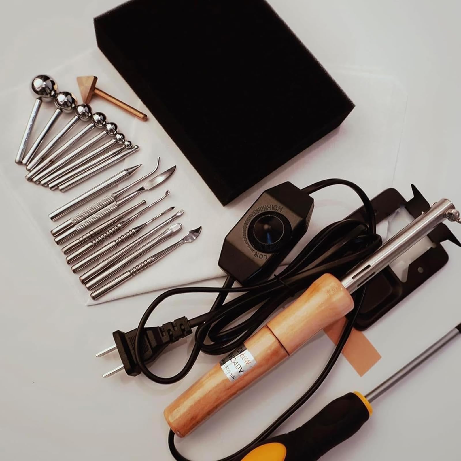 Zestaw narzędzi do produkcji kwiatów z tkaniny elektrycznej, 18 główek, DIY, do tworzenia kwiatów, regulowana temperatura dla jedwabnej wełny, lnu, flaneli, satyny, dżinsu, wełnianej tkaniny