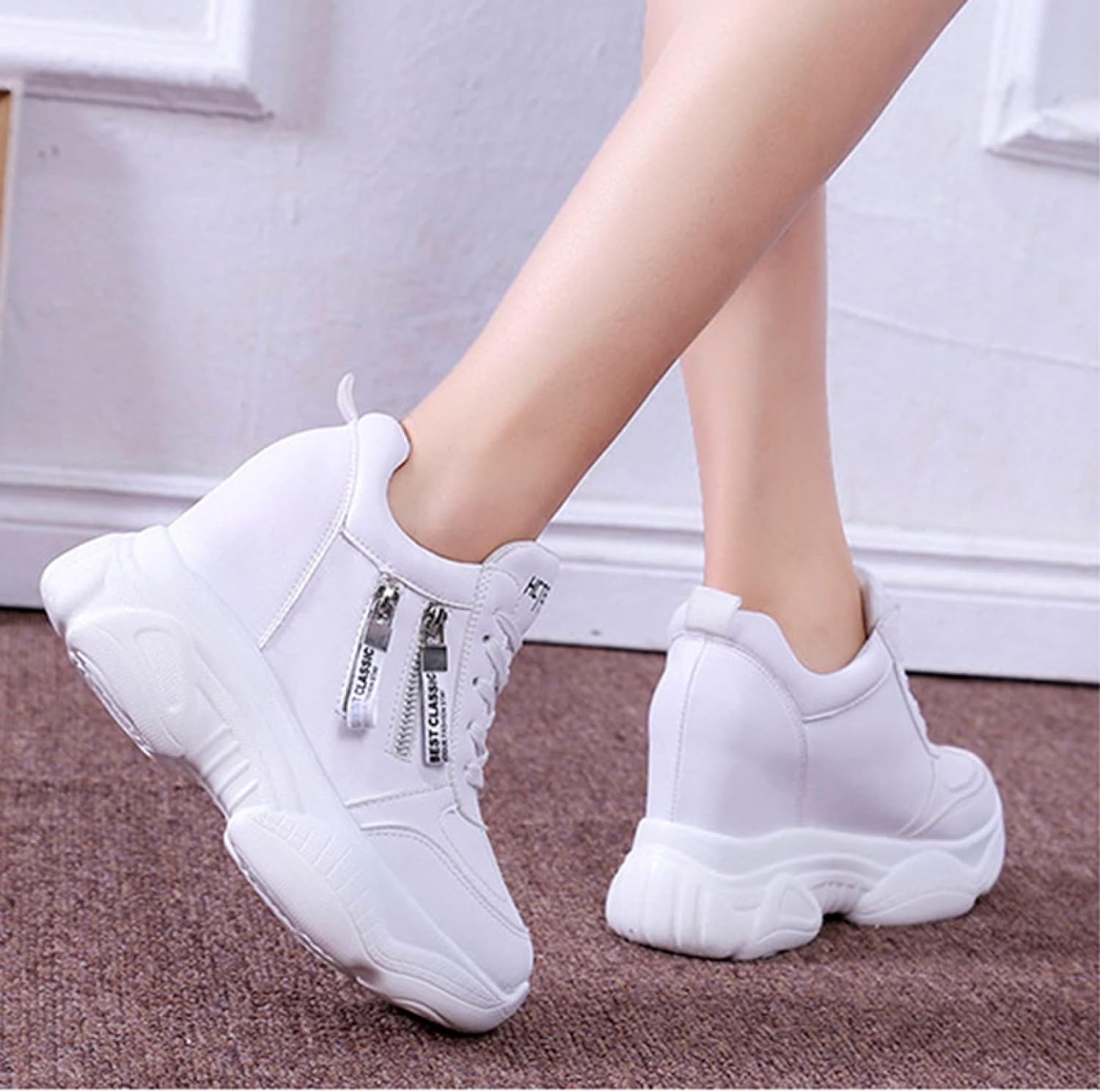 レディースシューズ ランニングシューズ インヒール 厚底 スニーカー ヒールスニーカー ウォーキングシューズ 黒 白 8cm 新規購入 身長up 可愛い レースアップ 運動靴 アウトドア シークレットシューズ スポーツ ヒールアップ レディースシューズ ランニングシューズ インヒール 厚底 スニーカー ヒールスニーカー ウォーキングシューズ 黒 白 8cm 新規購入 身長up 可愛い レースアップ 運動靴 アウトドア シークレットシューズ スポーツ ヒールアップ
