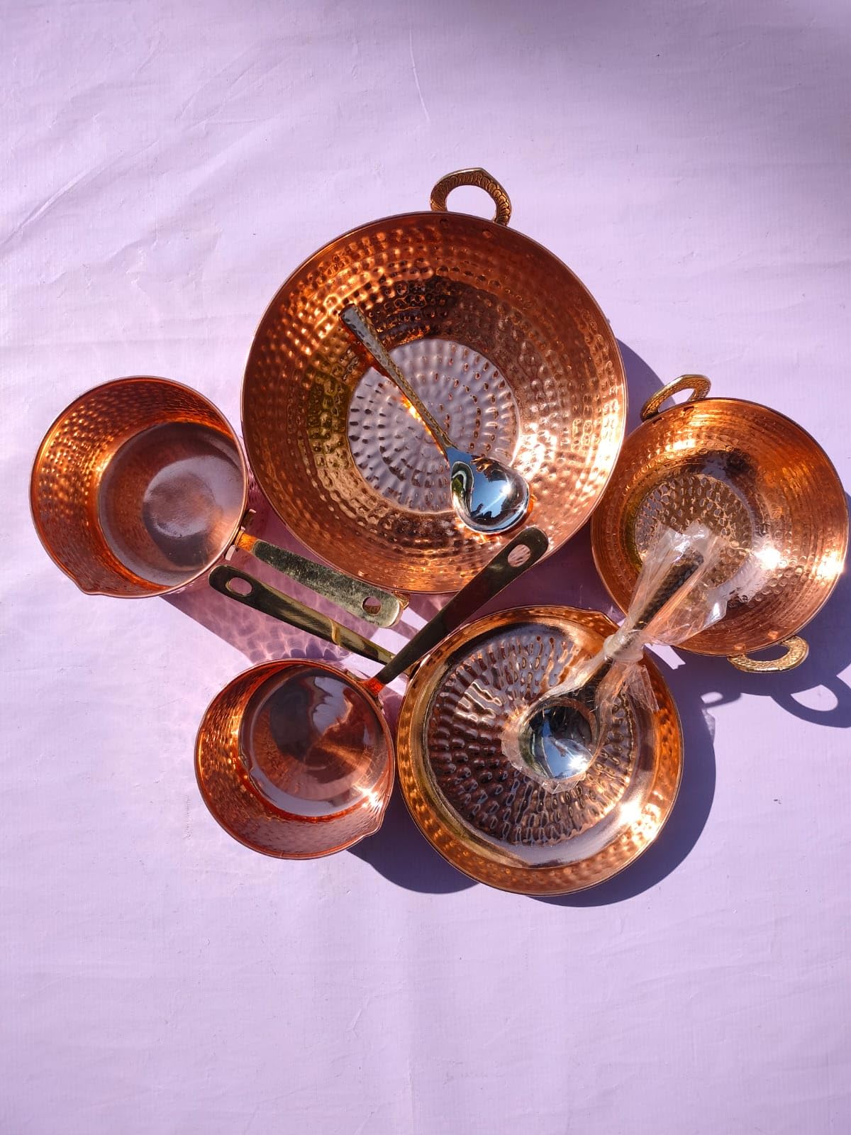 Pure Copper - Juego de utensilios de cocina de 10 piezas con cuchara para servir (juego de sartenes de cobre | Juego Kadhai | Sartén) con mango de latón para cocinar