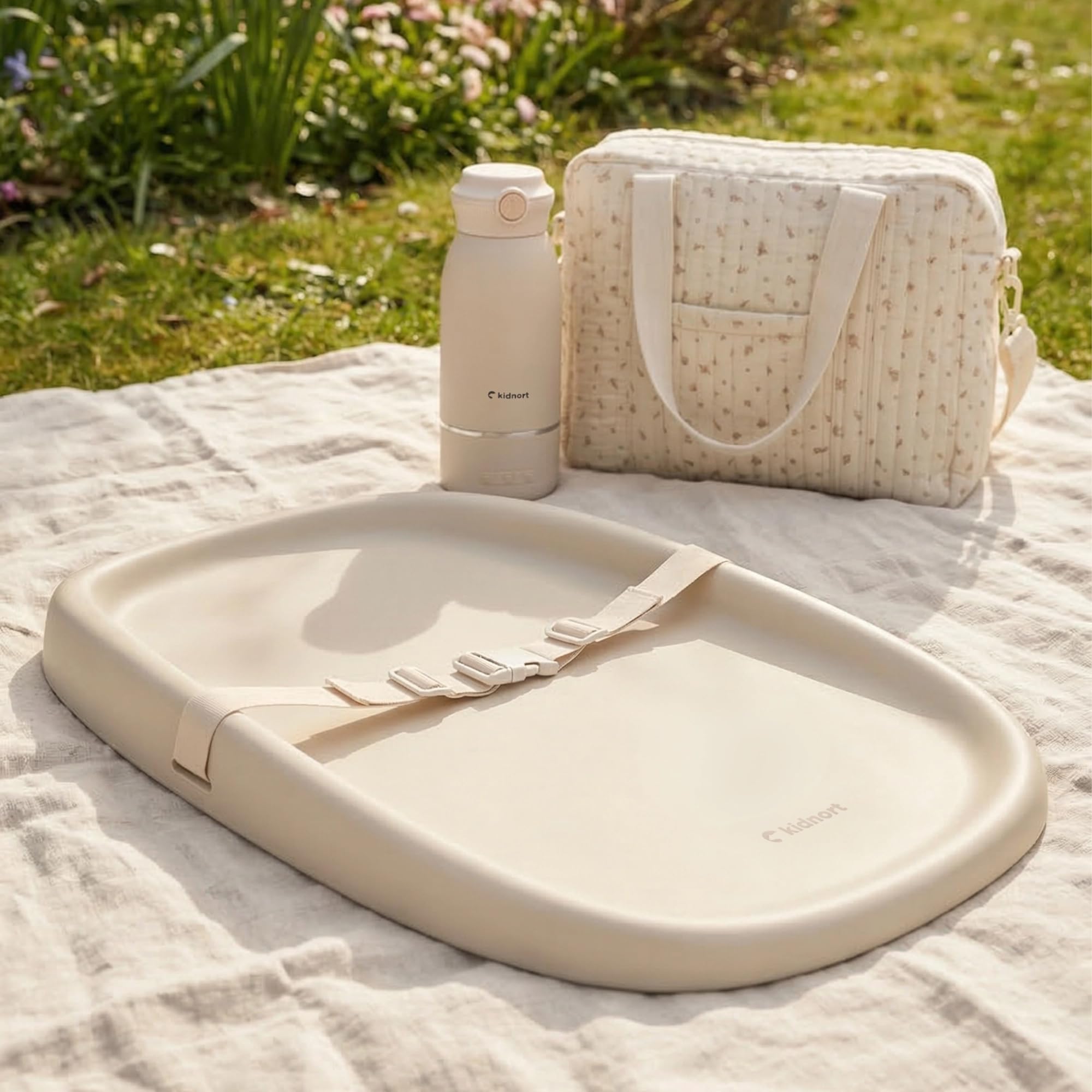 Laer Wickelauflage Wickelunterlage abwaschbar mit erhöhten Seiten und verstellbarem Gurt rutschfester Unterseite für Wickeltisch Wickelkommode Wickelaufsatz für Babys Soft Linen