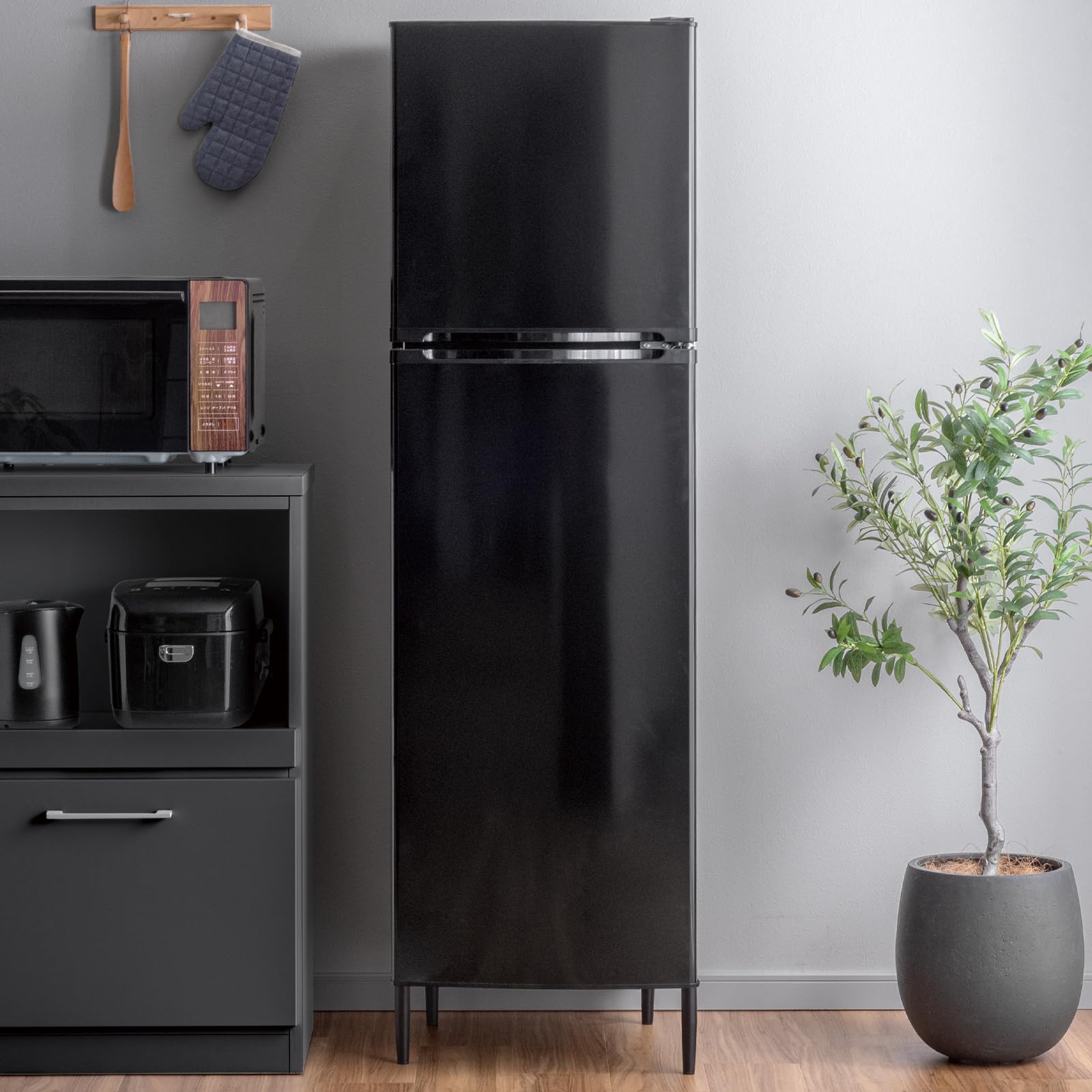 Amazon.co.jp: タンスのゲン 冷蔵庫 175L 幅49cm 脚付き 2ドア 冷凍庫