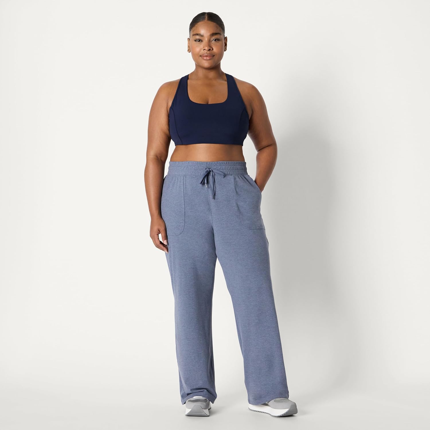 Amazon Essentials Women's Relaxed fit Athletic Soft Performance Lightweight Stretch Casual Workout Sweatpants, Space Dye - Image 6