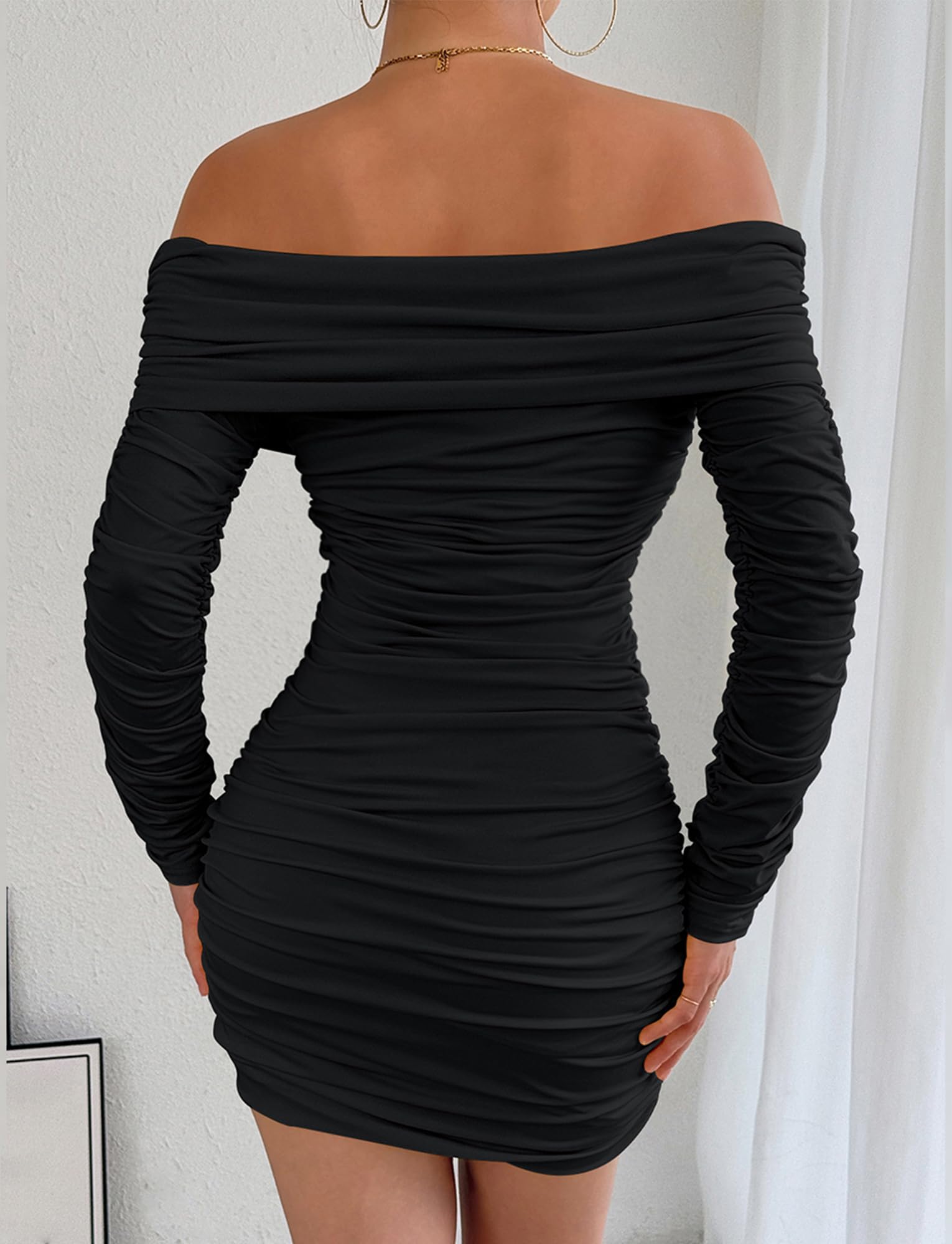 Robe Sexy pour Femme Robes à Manches Longues et Épaules Dénudées Mini Robe Moulante Robes de Soirée Élégante pour Clubbing Cocktail Fête
