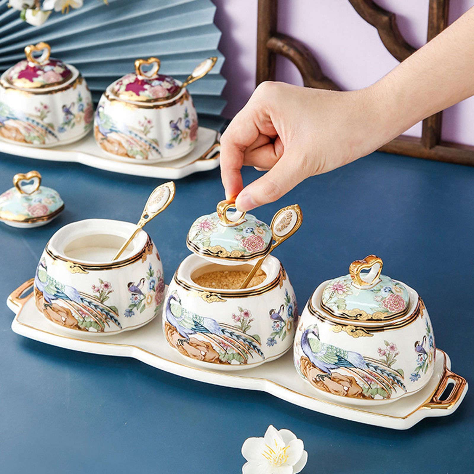 Szklane słoiki na przyprawy, zestaw porcelanowych słoików z poetyckim wystrojem, ręcznie robione ceramiczne słoiki na przyprawy z pokrywkami i łyżką(kolor jasny)