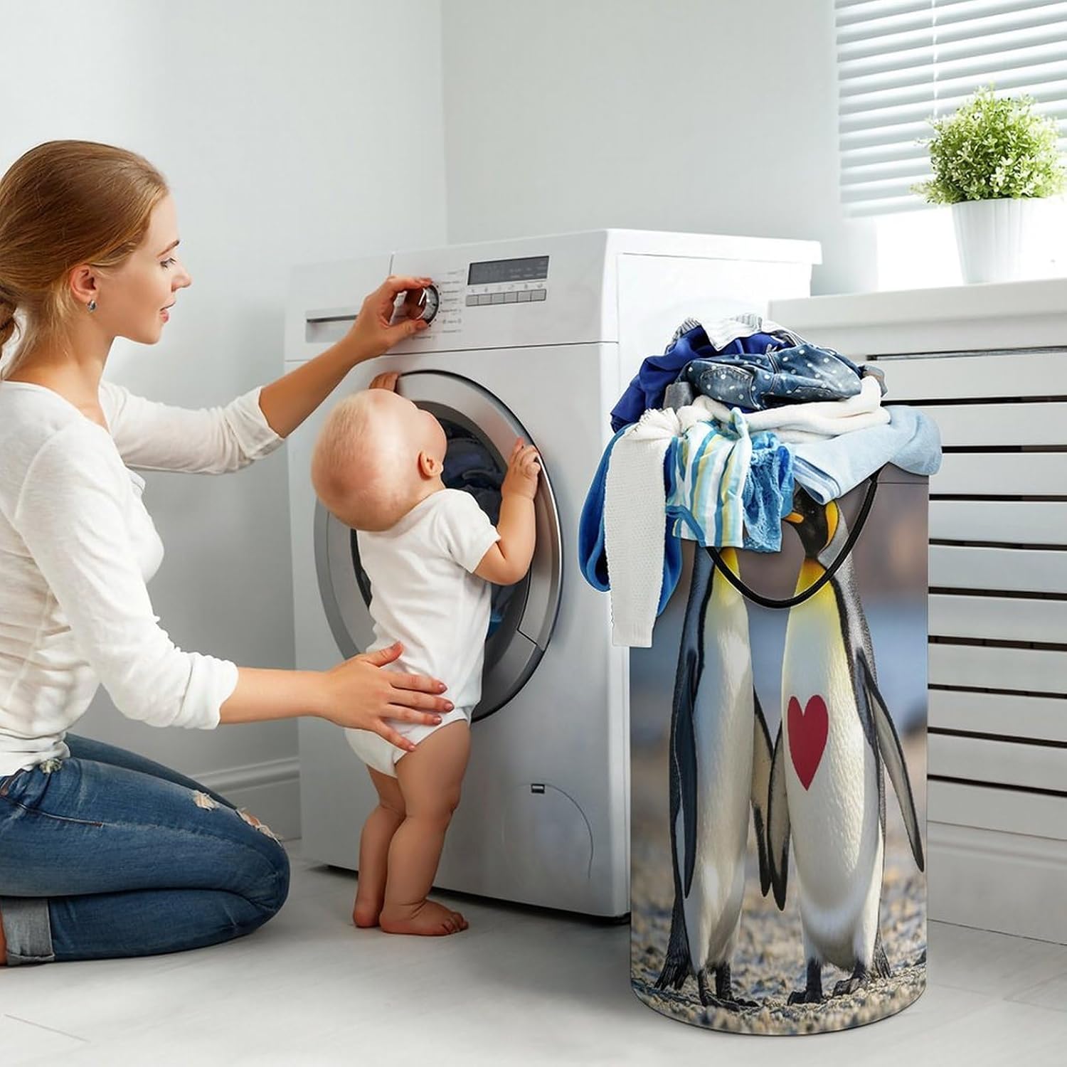 Penguin with Heart Laundry Hamper Large Collapsible Laundry Basket with Handles Waterproof Clothes Hamper Portable Dirty Clothes Basket for Bedroom Laundry Room Closet Bathroom