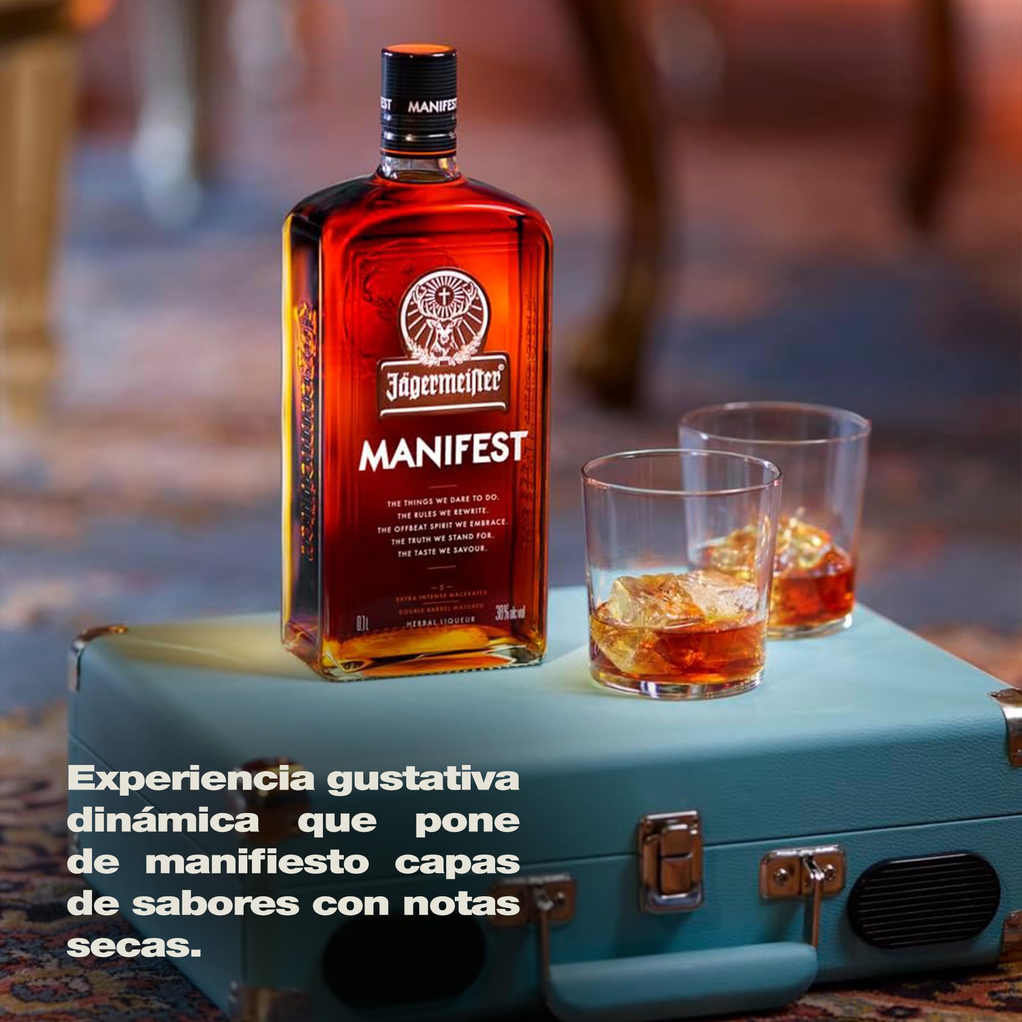 JÄGERMEISTER - Manifest 500 ml, Licor de Hierbas Premium, con Ingredientes Botánicos, Notas de Vainilla, Cardamomo y Azafrán