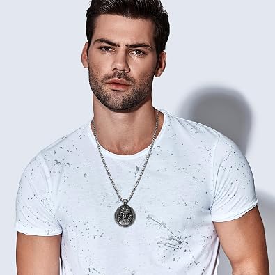 OIDEA St Benedict Necklace for Men Women: Saint Benedict Medal Pendant Necklace Vintage Stainless Steel Christian Sacramental Medal Protective Apotropaic Jewelry Catholic Gift