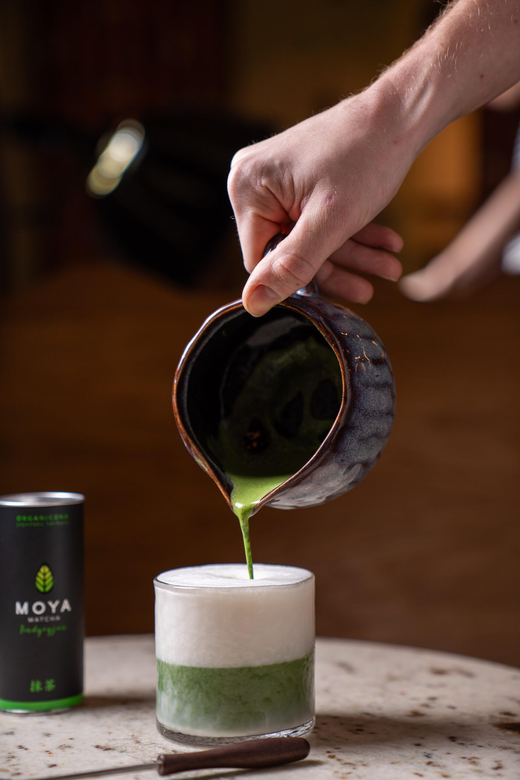 Moya Matcha set Juego de Té Orgánico Japonés Té Verde En Polvo | Traditional (II) Grado Matcha 30g + Cuenco Verde + Batidor + Titular + Cuchara | Té Matcha set para sirve el te verde