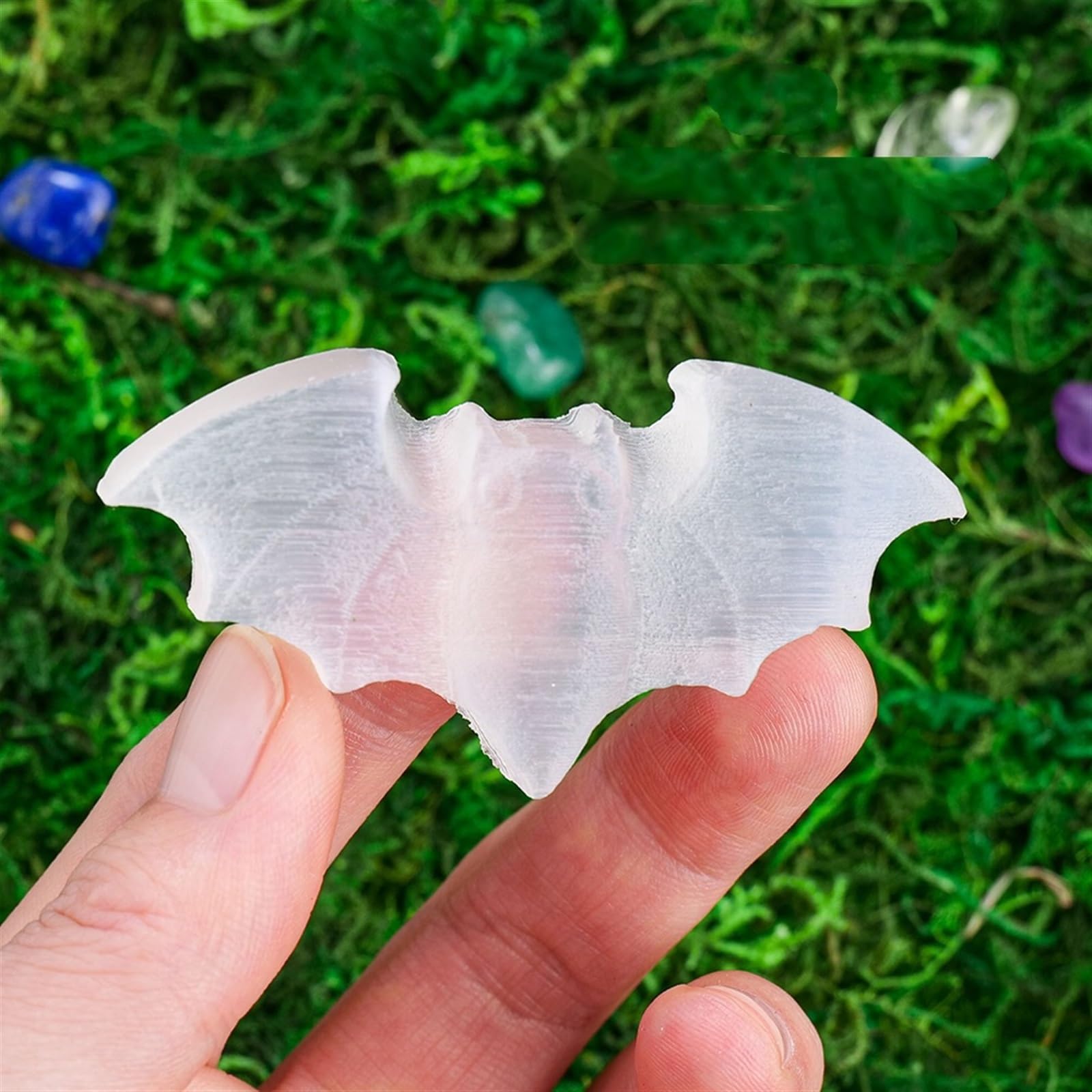 RVBLRDSE Crystal Selenite Animal Carving Bat Butterfly Statue Hand Carved Gypsum Ore Ornaments (Color : BAT) Gemstone Stone