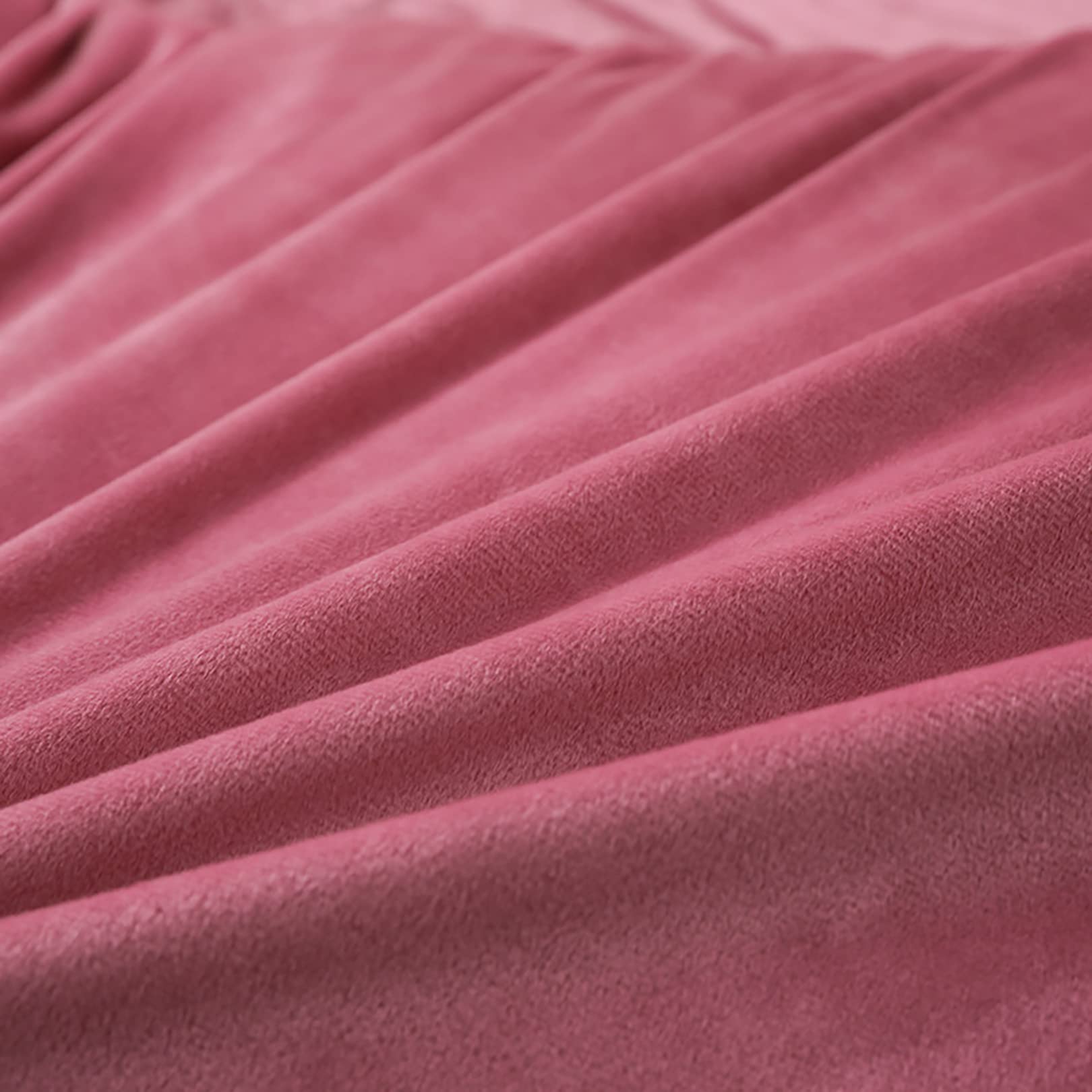 ALEjon Juego de Funda nórdica de Terciopelo Rosa, Lujosa Ropa de Cama tamaño Queen con 2 vergüenzas de Almohada - Suave y Elegante - Funda de edredón de 4 Piezas - 220x240cm