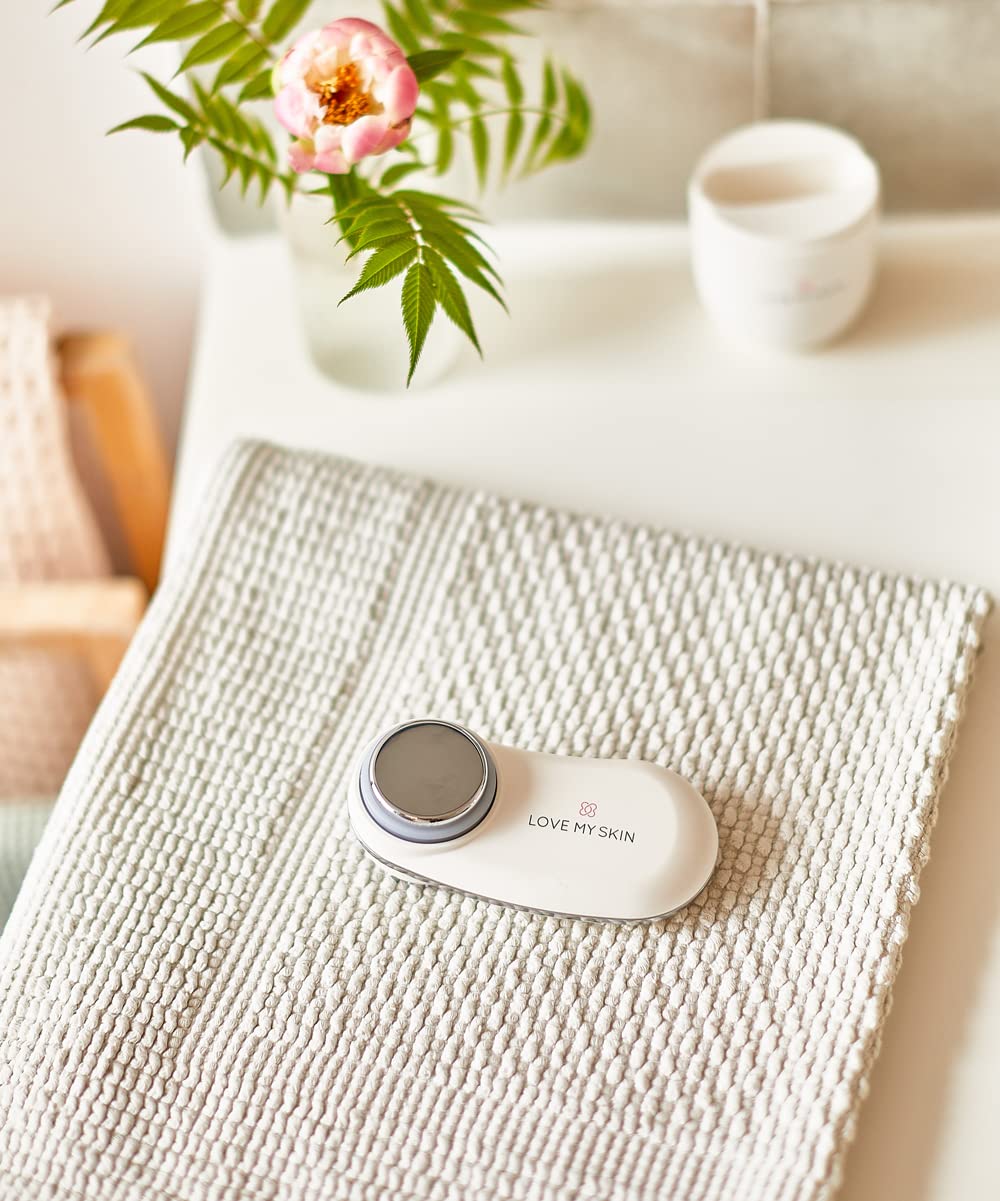 Love My Skin Luxury Cleanse & Tone Device, White - Image 4