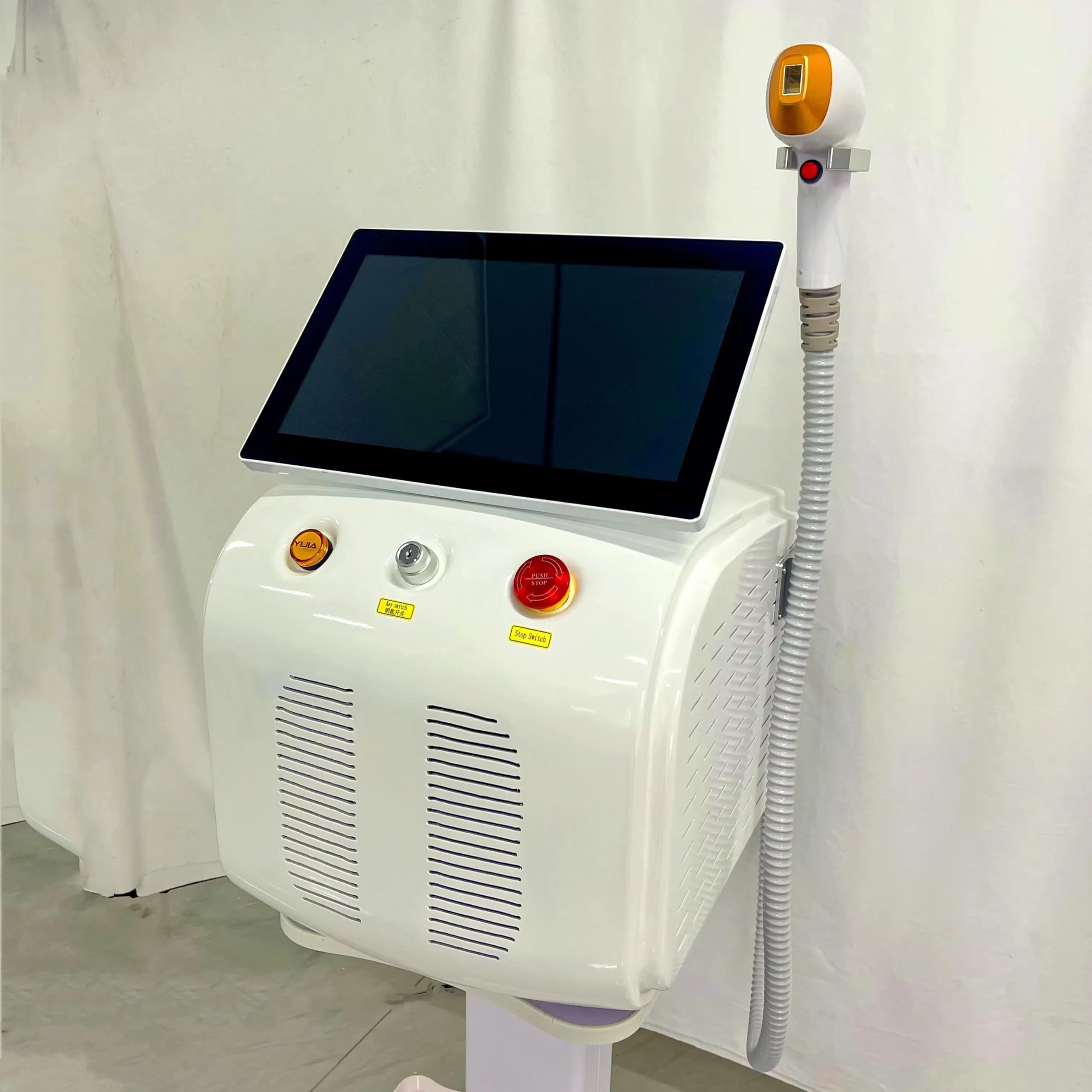 Profesjonalny lodowy tytanowy laserowy epilator 3 długości fali Dioda laserowa Maszyna do usuwania włosów Stała maszyna do usuwania włosów do salonu