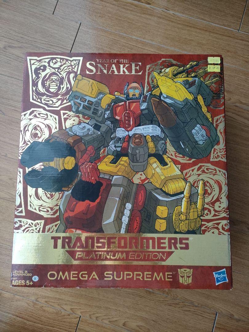 Amazon.co.jp: トランスフォーマー オメガスプリーム 巳年 プラチナム