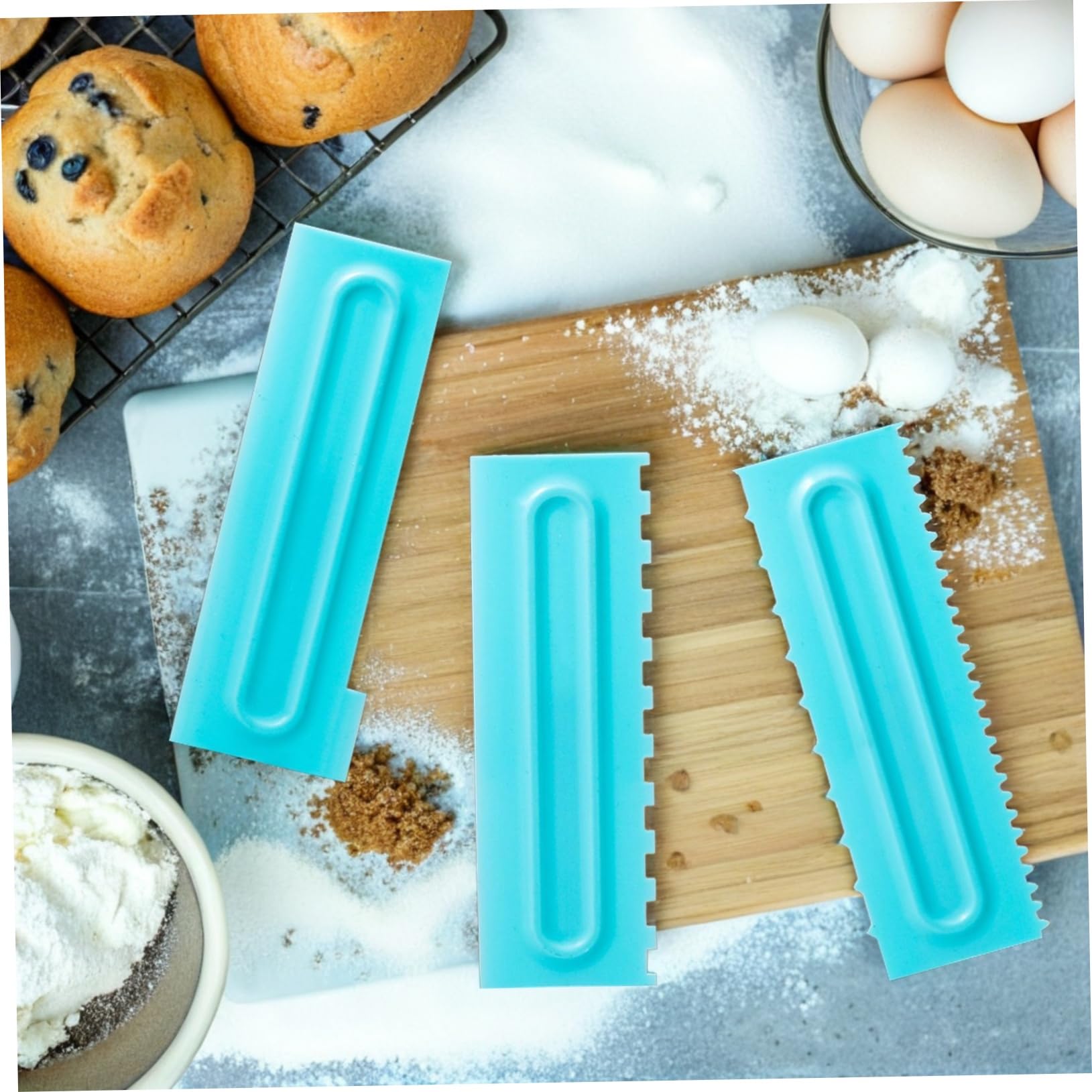 LIFKOME 9 Stück Teiliges Cake Smoother aus Stabilem PP Vielseitige Kanten und Oberflächenglätter für Fondant und Creme Präzise Backwerkzeuge für Glatte Kuchenoberflächen Beim Dekorieren