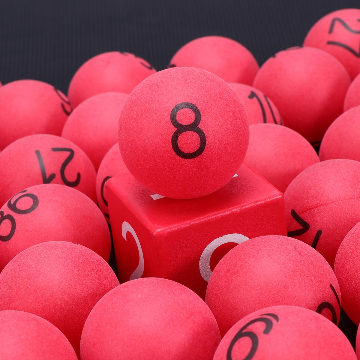 Toyvian 100 bolas de lotería con números del 1 al 100 bolas de bingo numeradas coloridas pelotas de ping pong pelotas de juegos de cerveza pong bolas de fiesta juego de fiesta juego de beber
