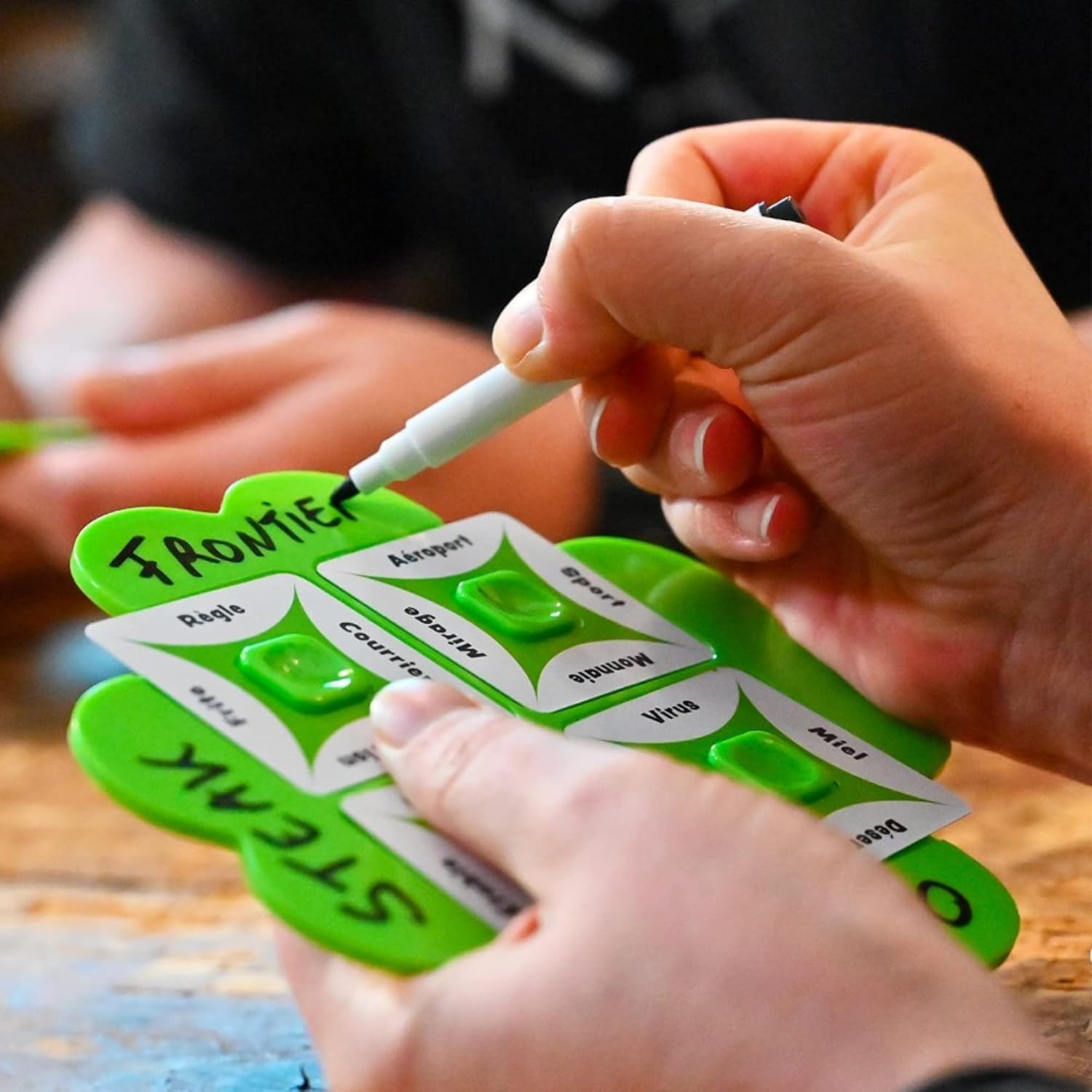 Repos , So Clover!, Board Game, 3-6 Players, Ages 10+, 30 Minute Playing Time