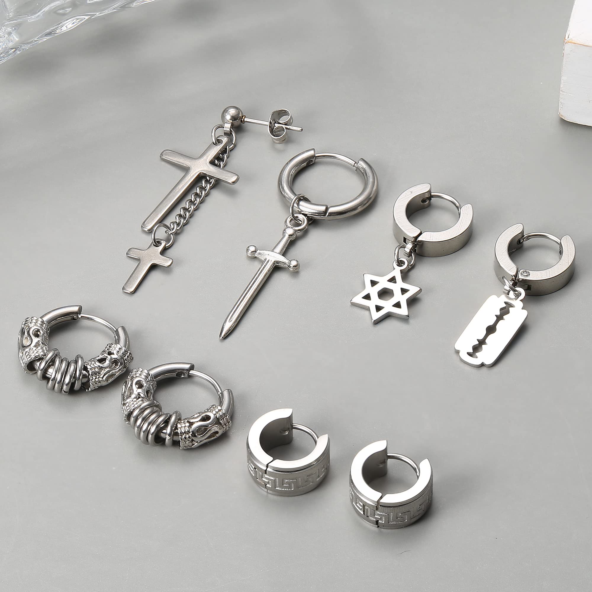 Adramata 12 Paia Orecchini Uomo Set di Orecchini a Cerchio in Acciaio Inossidabile Orecchini a Punta Orecchini Croce Pendenti Orecchini Punk Orecchini Argento Nero Orecchini per Uomo Donna