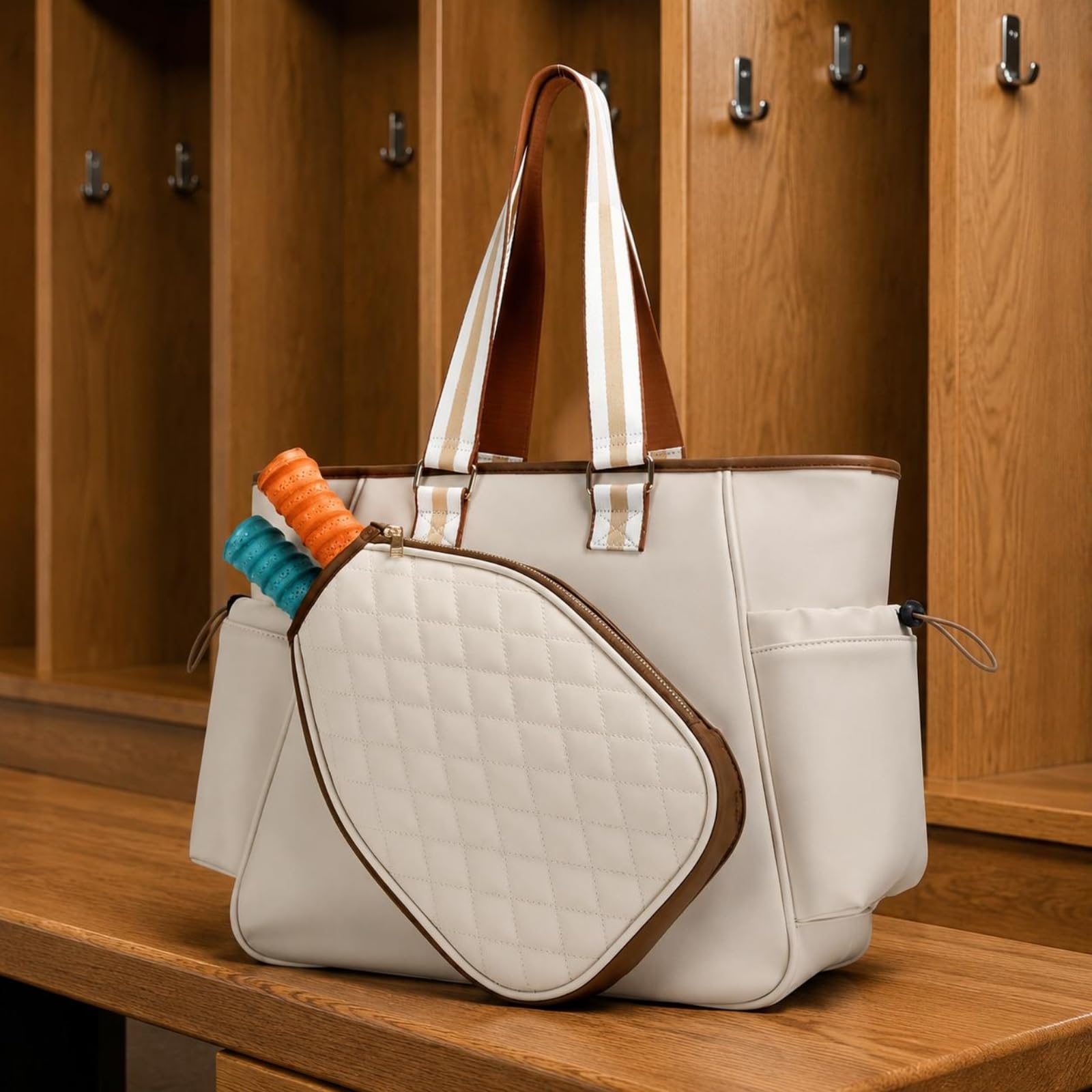 Borsa Sportiva Porta Racchette Borsa Tennis Borsa Pickleball Borsa Allenamento in Pelle PU con Scomparto Principale Capiente Laterali Adatta a Campo Palestra Viaggi Sportivi